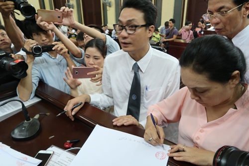 Vụ hoa hậu Phương Nga: Niêm phong chứng cứ đặc biệt - Ảnh 6.