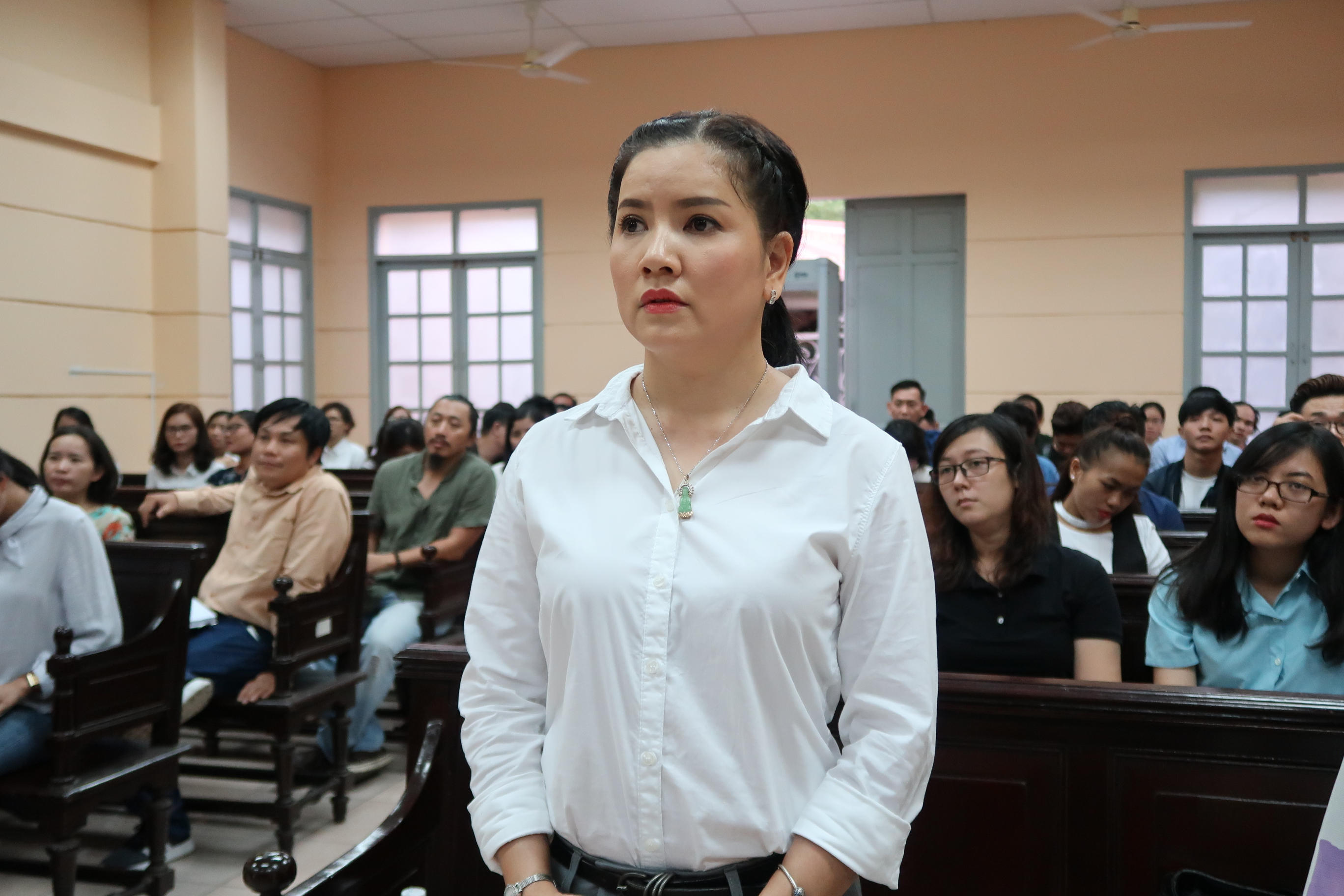 Tại sao Ngọc Trinh kiện Nhà hát Kịch TP HCM? - Ảnh 3.
