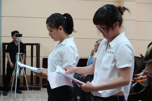 Diễn vi&ecirc;n Ngọc Trinh kh&oacute;c nức nở trước t&ograve;a - Ảnh 3.