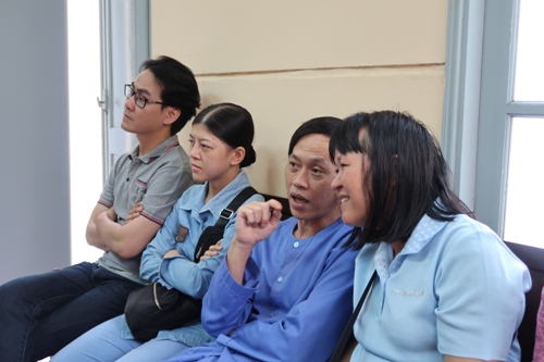 Diễn vi&ecirc;n Ngọc Trinh kh&oacute;c nức nở trước t&ograve;a - Ảnh 5.