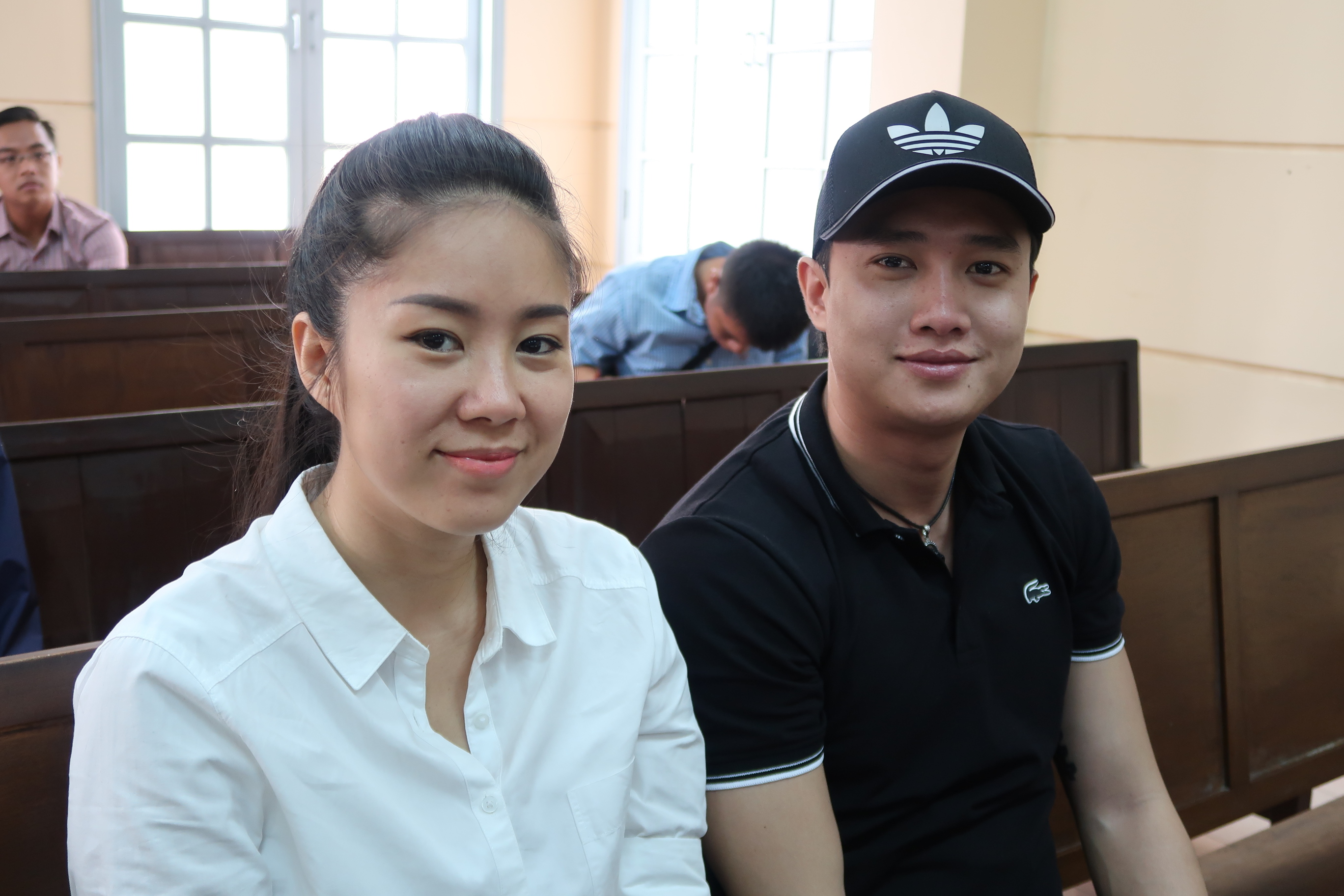 Chia sẻ của giới diễn vi&ecirc;n khi Ngọc Trinh thắng kiện - Ảnh 7.