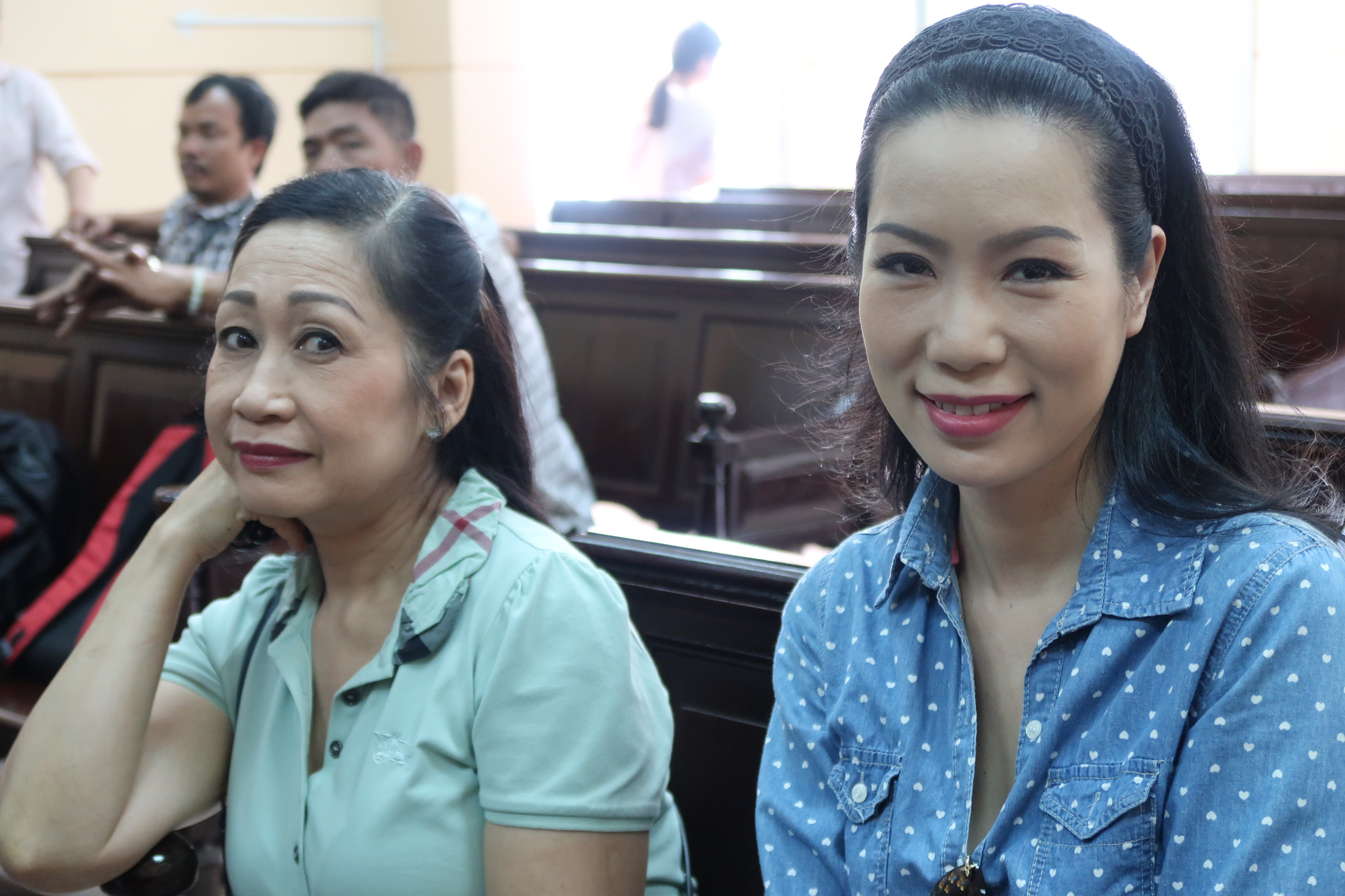 Chia sẻ của giới diễn vi&ecirc;n khi Ngọc Trinh thắng kiện - Ảnh 3.