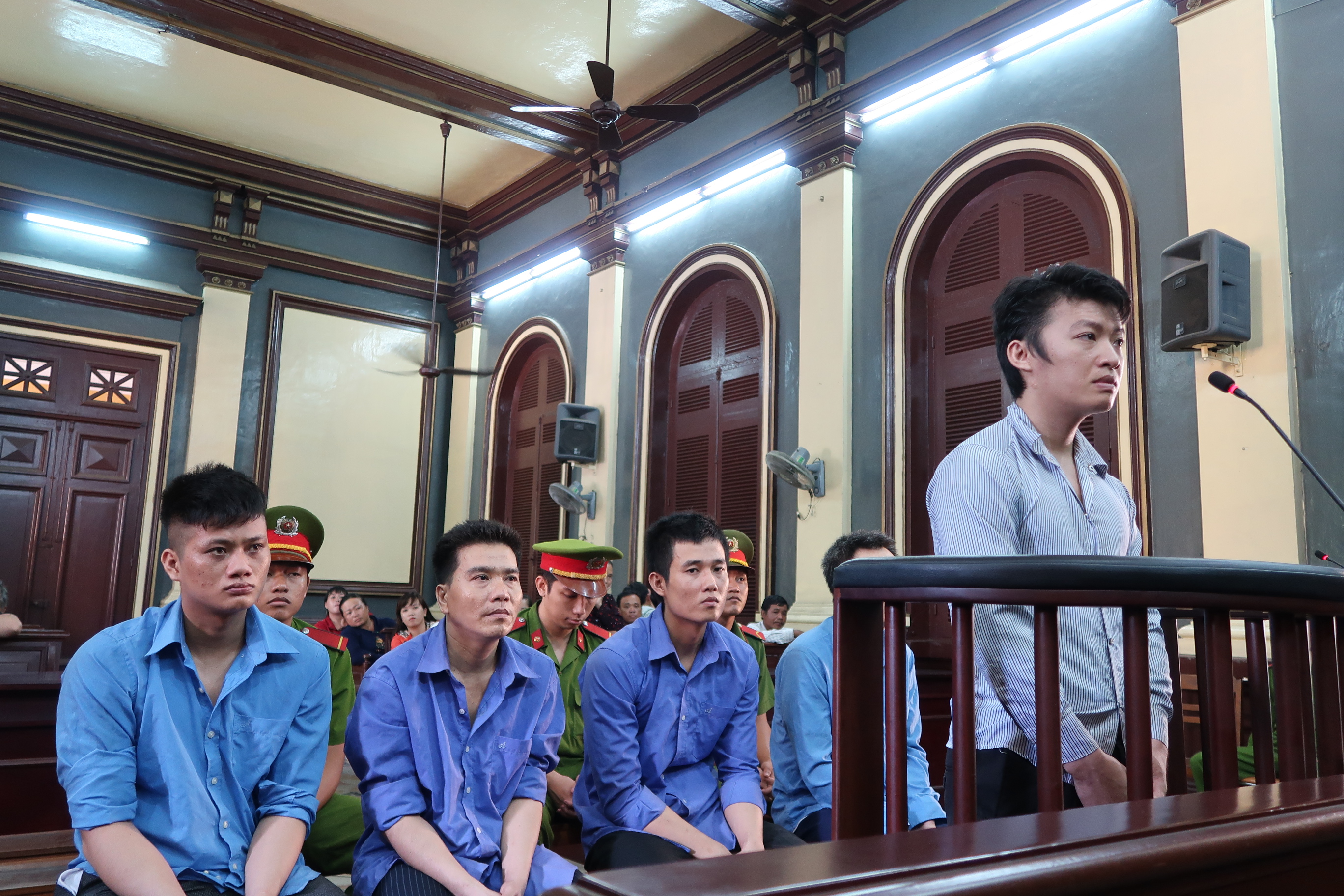 Rủ đi đánh nhau, chồng chủ nợ thiệt mạng