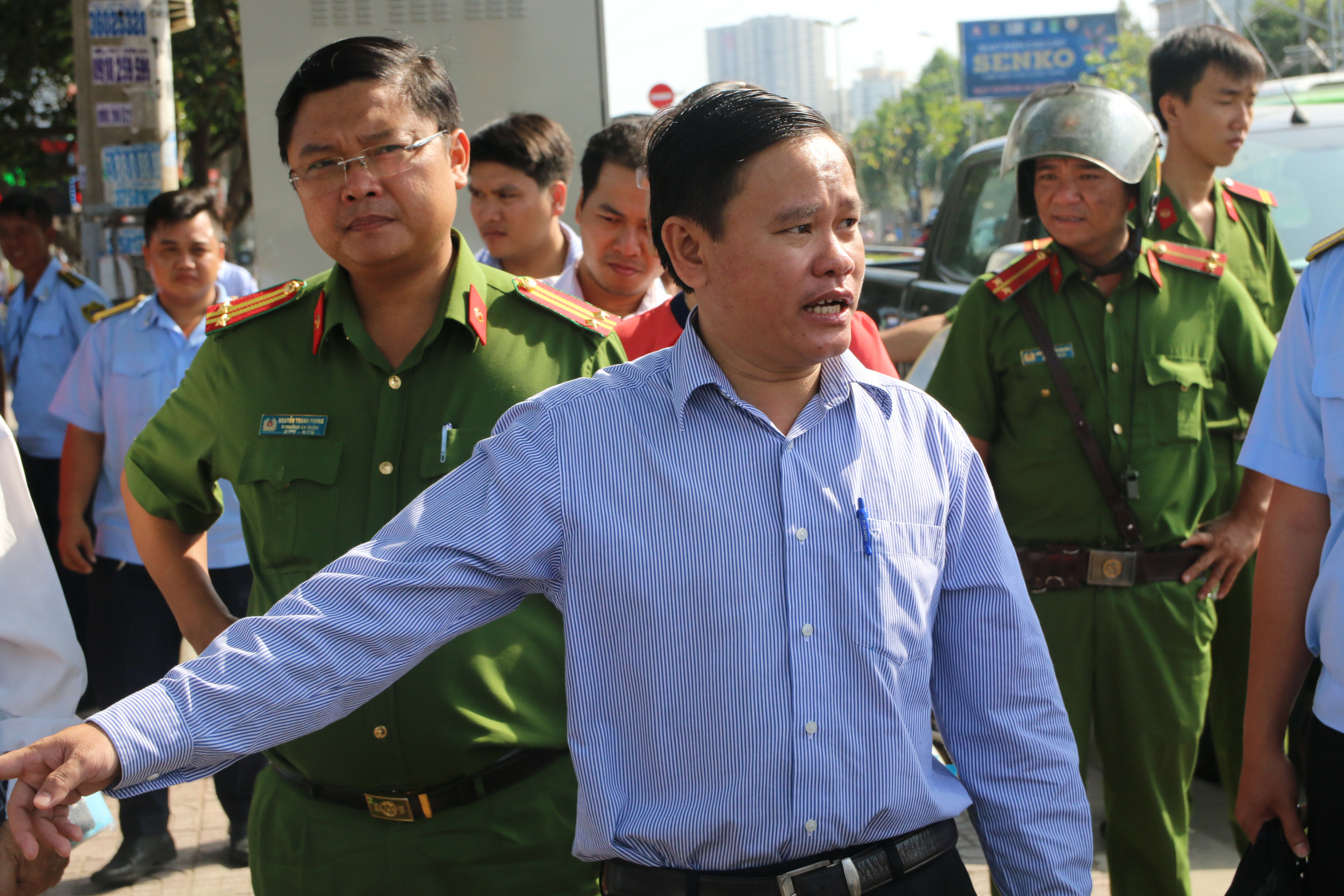 Bình Tân sẽ xử luôn nạn lấn hẻm để buôn bán