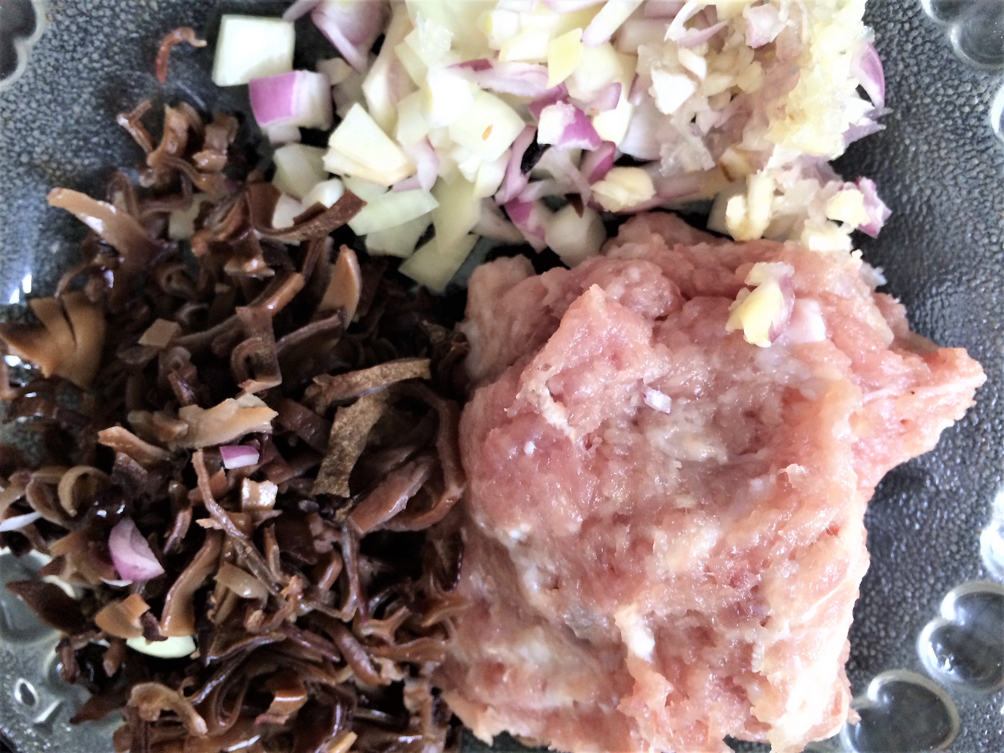 Bữa s&aacute;ng nhanh gọn với m&oacute;n b&aacute;nh cuốn trứng - Ảnh 3.