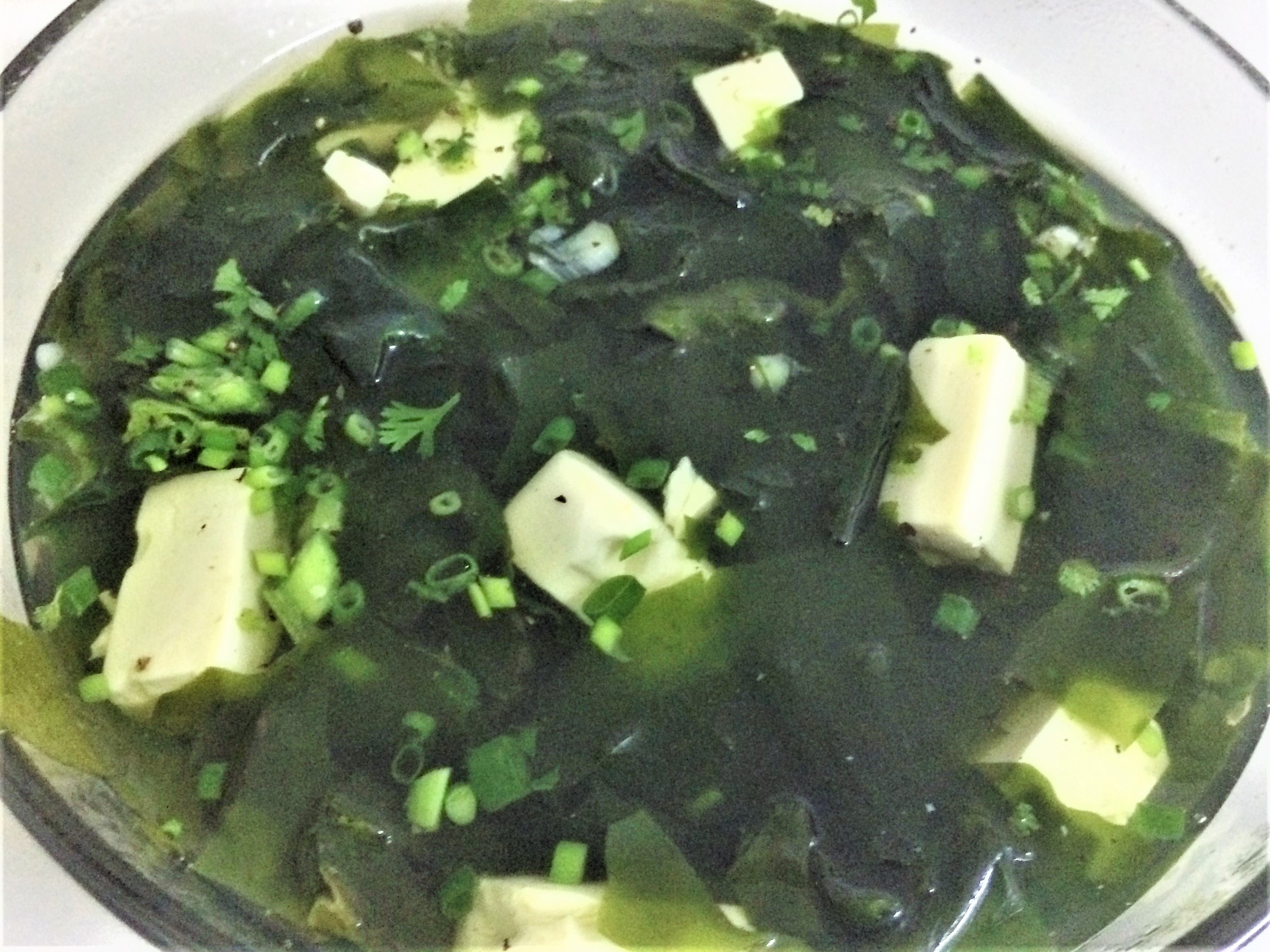 Thanh m&aacute;t, bổ dưỡng với canh rong biển đậu hũ non - Ảnh 1.