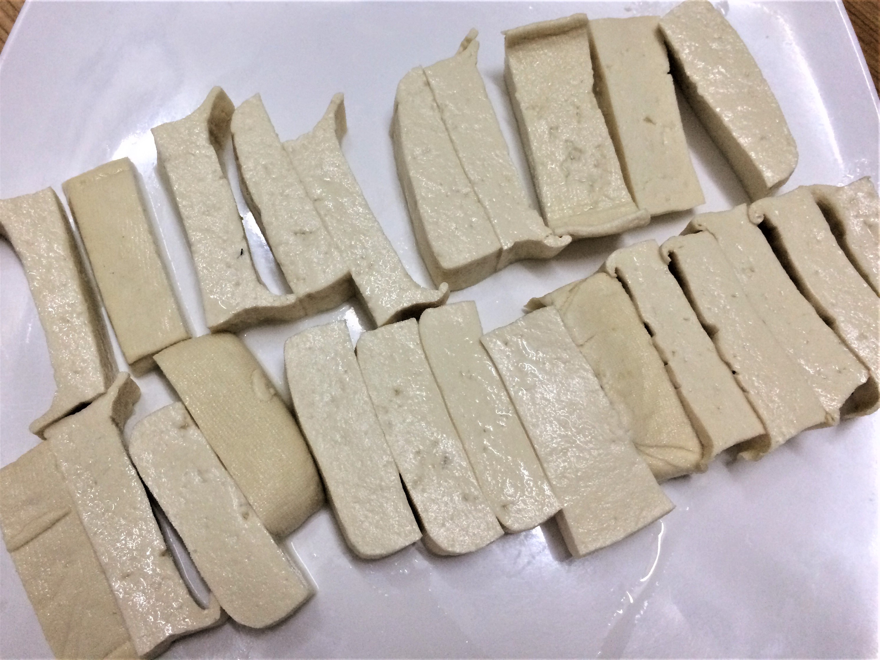 Bữa chay đậm đà với món “cá kèo” kho gừng - Ảnh 2.
