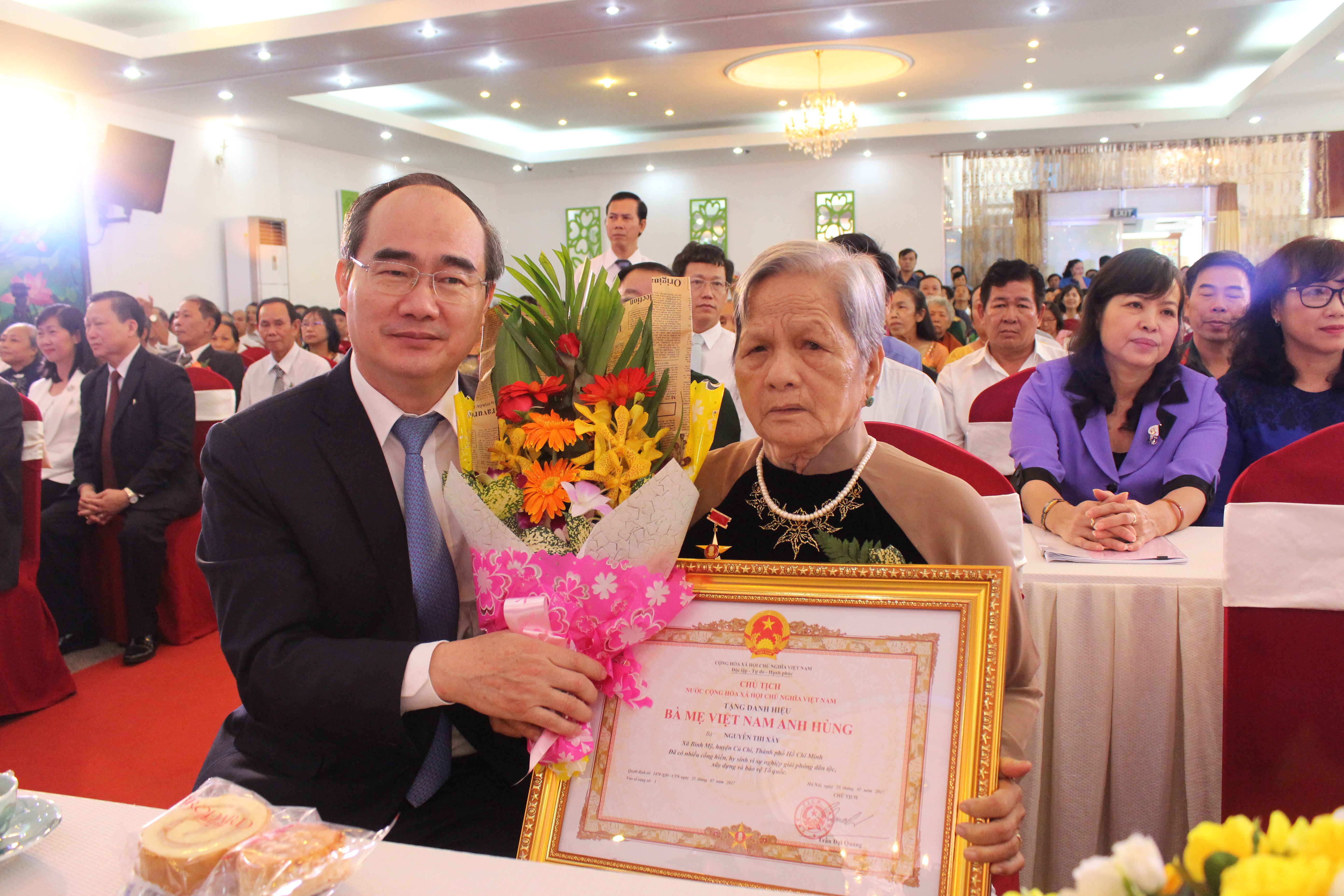 Bí thư Nguyễn Thiện Nhân: "Phụng dưỡng các mẹ vô điều kiện"