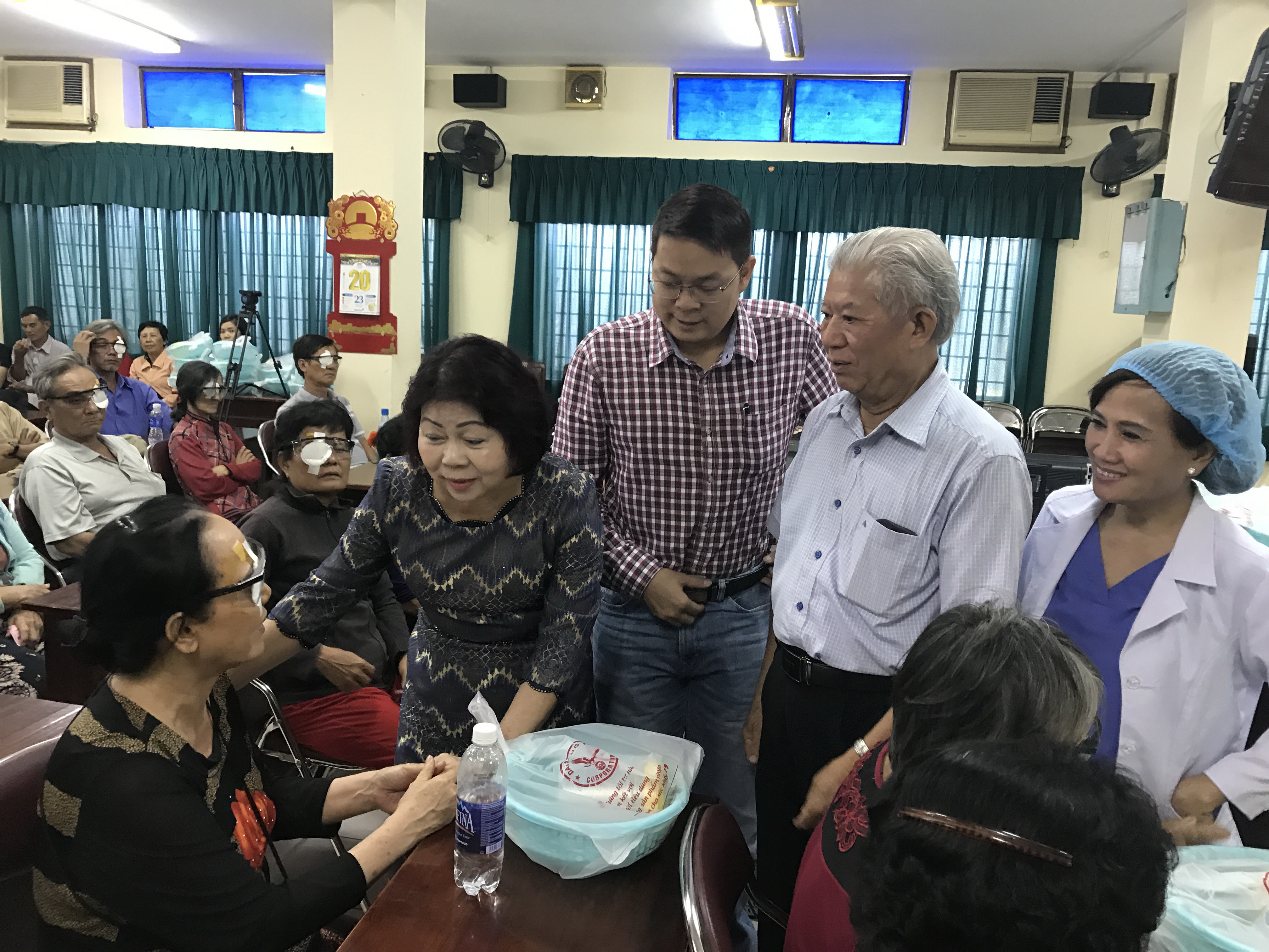 Đại Đồng Tiến đem lại ánh sáng cho người mù nghèo