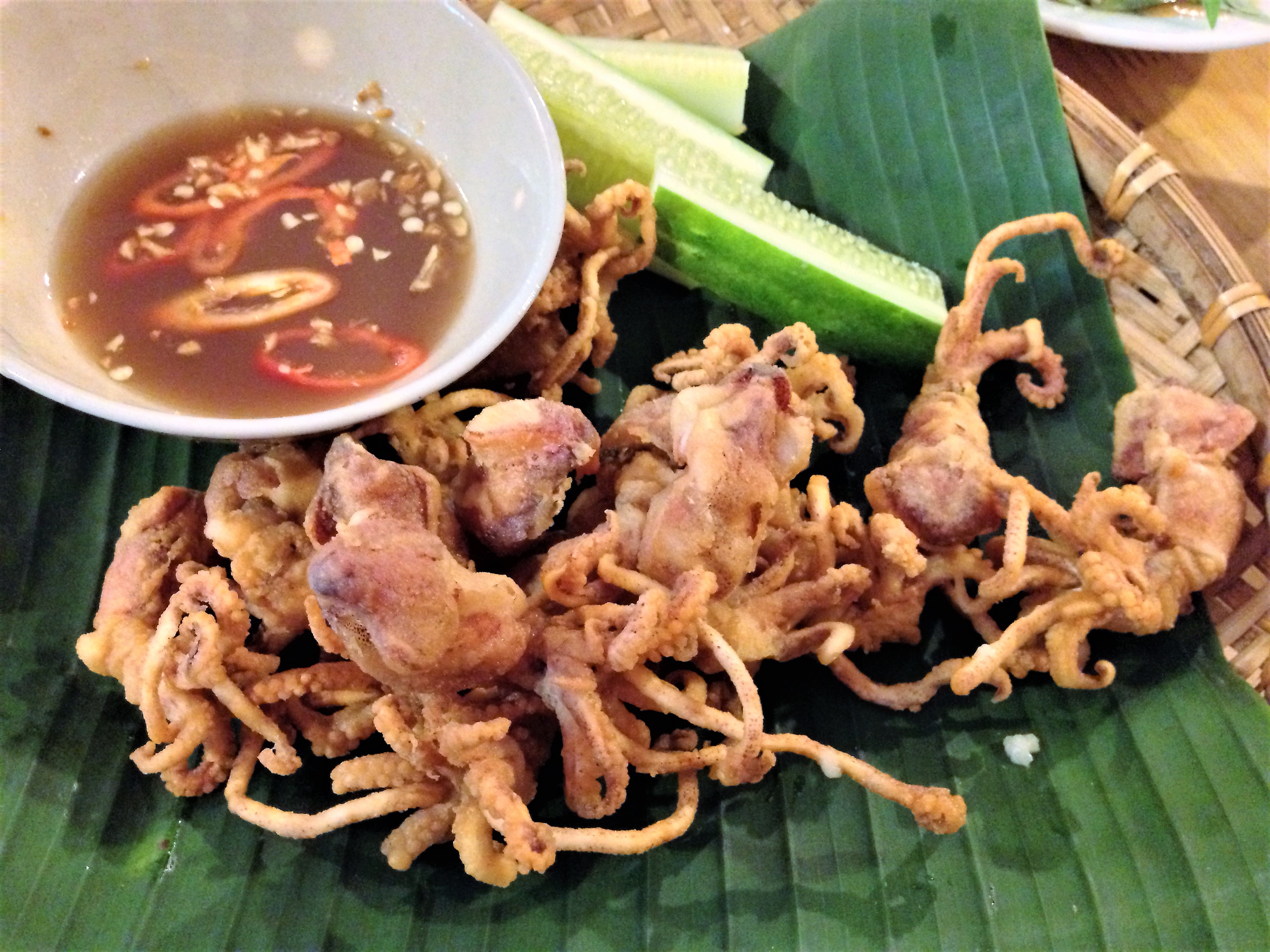 Mực sữa chiên giòn lai rai ngày lễ