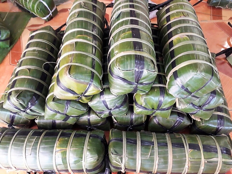 Bánh tét vừa hoàn thành