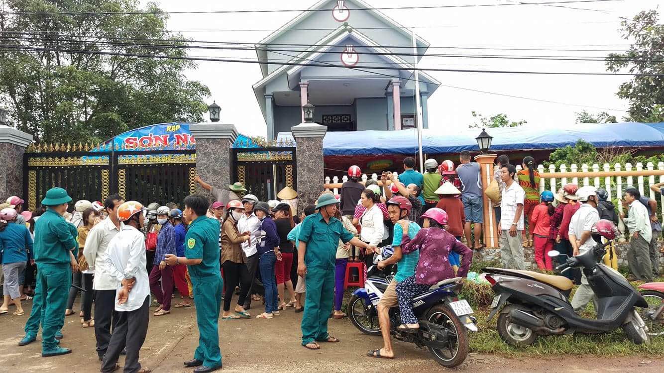 
Hiện trường nơi xảy ra vụ &aacute;n mạng nghi&ecirc;m trọng
