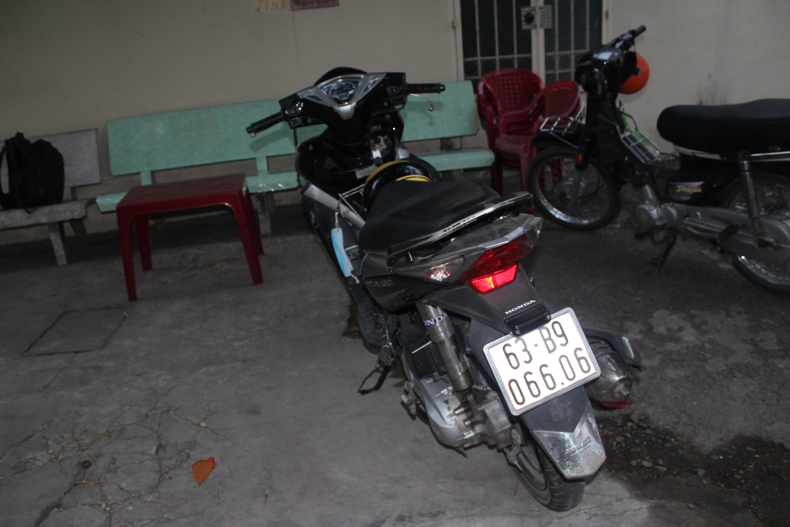 Công an 2 địa phương cùng bắt nóng kẻ trộm xe