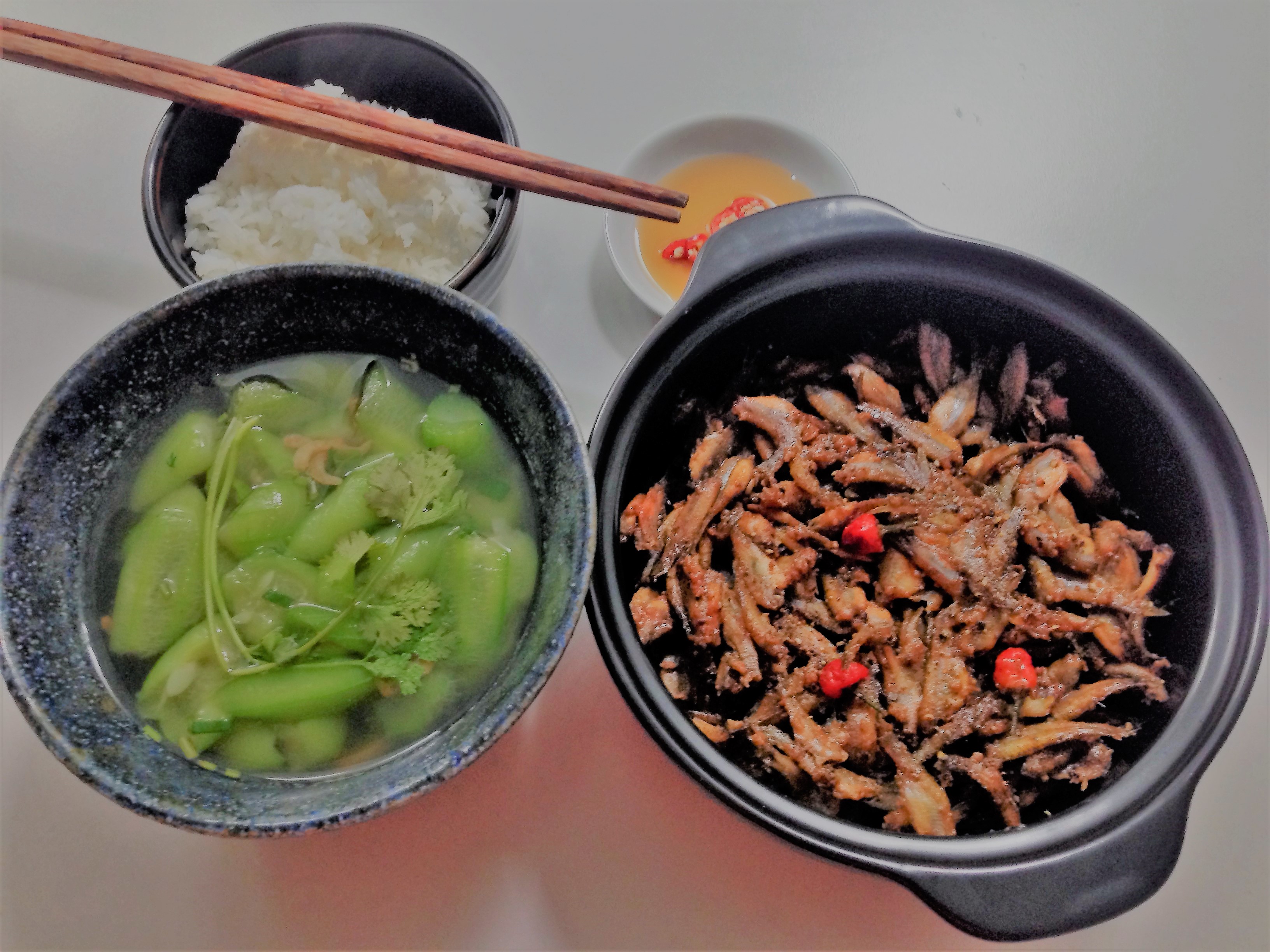 Nhớ lắm cá lòng tong kho tiêu