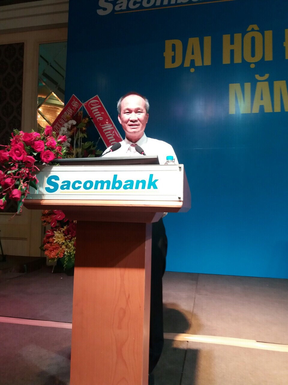 &Ocirc;ng chủ Him Lam ch&iacute;nh thức l&agrave;m chủ tịch HĐQT Sacombank - Ảnh 2.