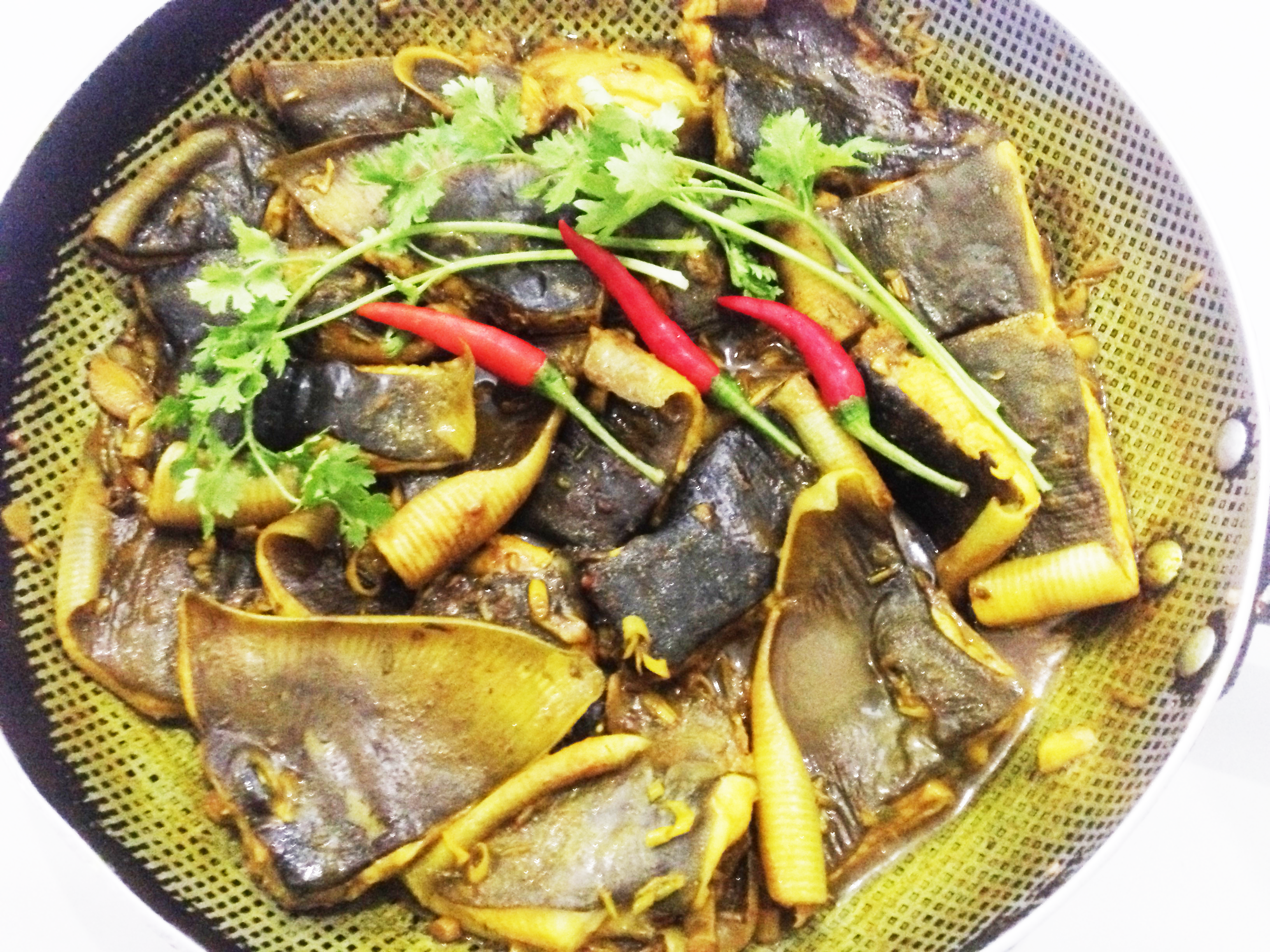 ...cùng ớt, tiêu