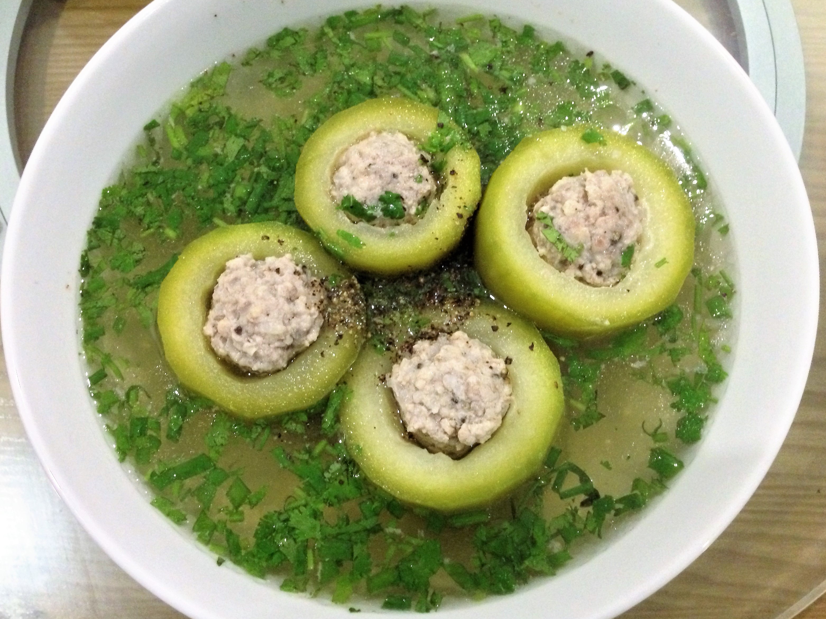 Canh bí xanh nhồi thịt, thanh mát ngày hè - Ảnh 5.
