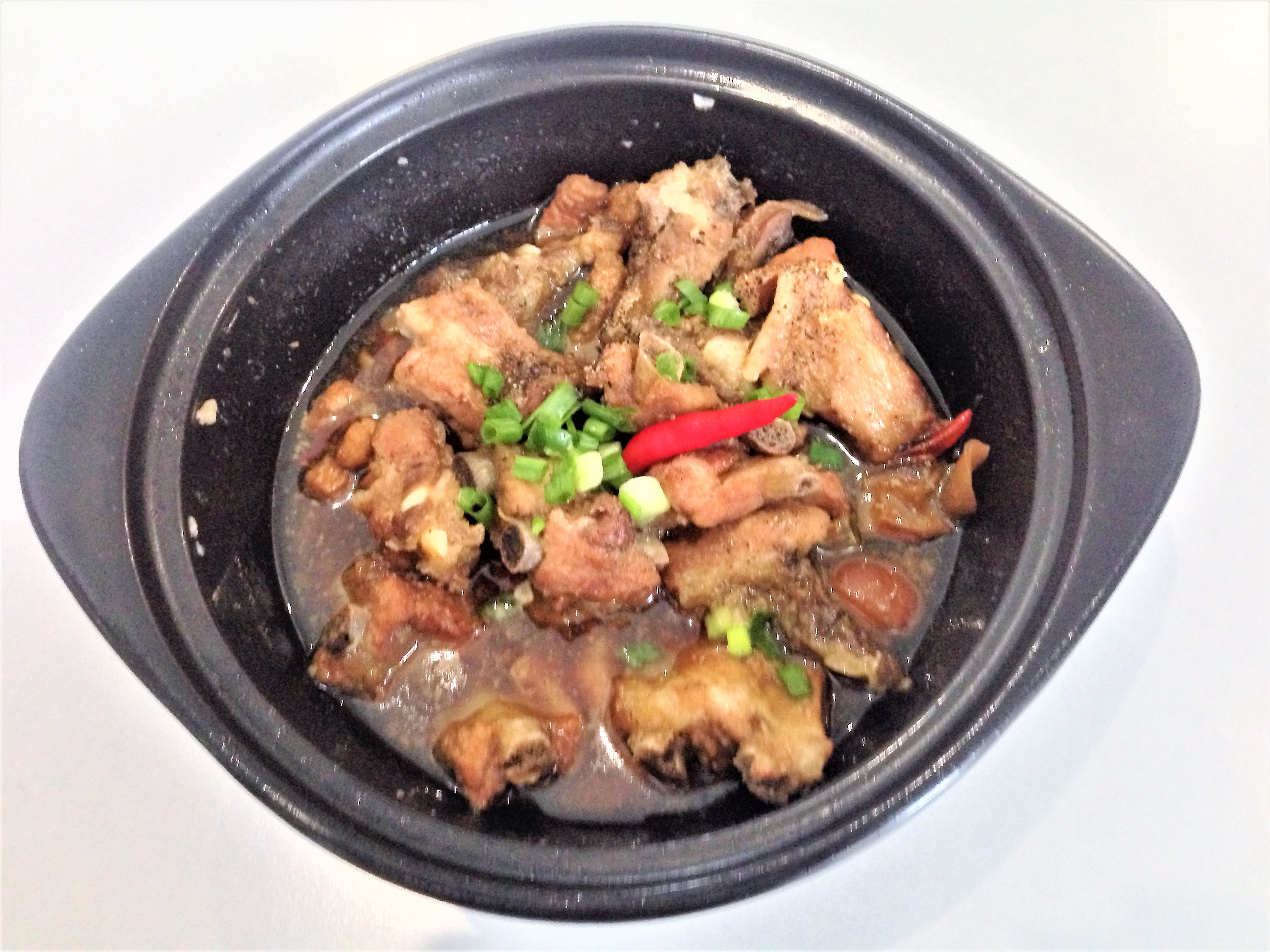 Sườn non kho tộ: Hao cơm &agrave; nghen! - Ảnh 4.