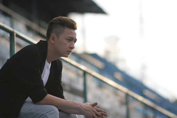 và cả MC