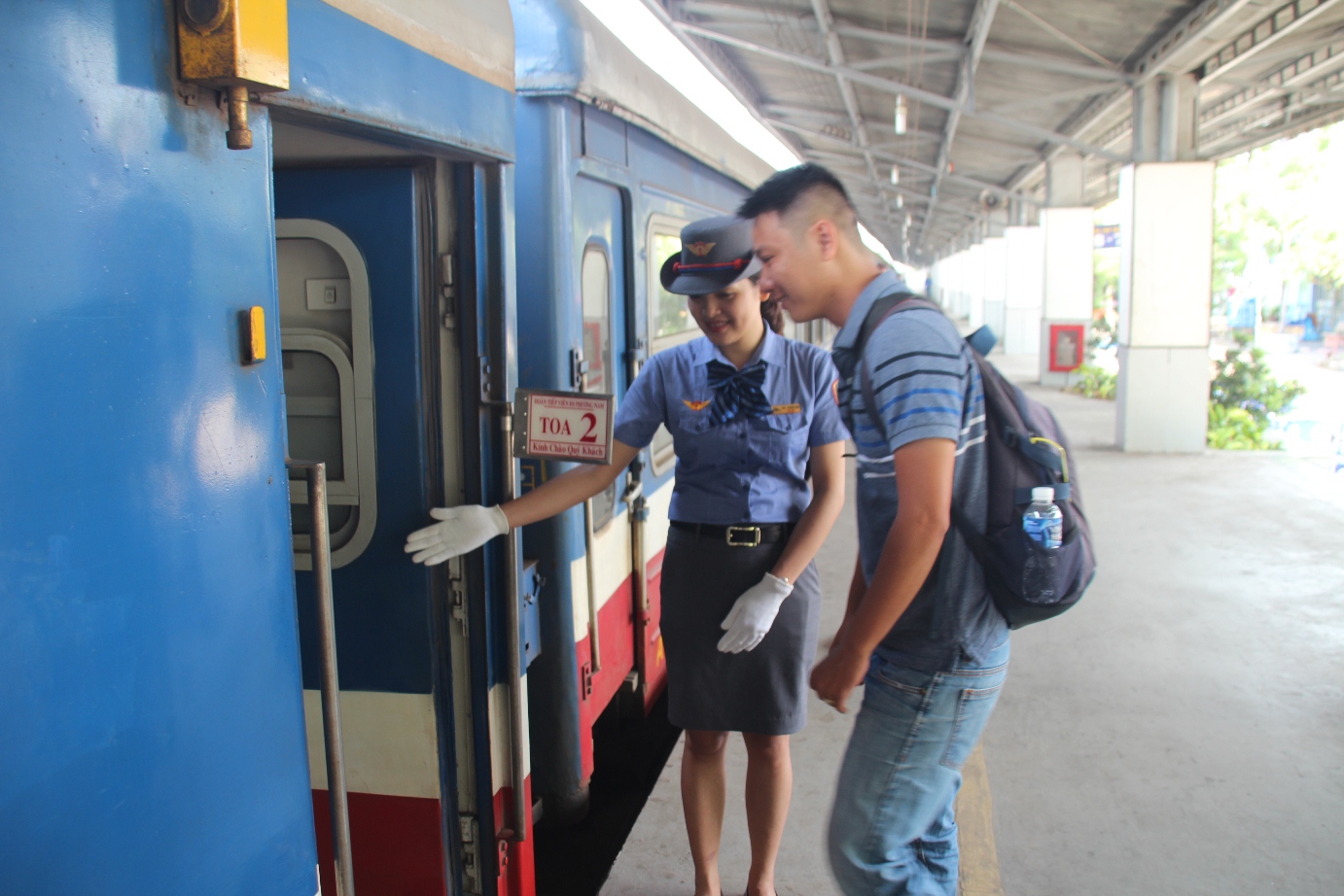 1.000 vé giá 10.000 đồng tuyến Nha Trang - Huế