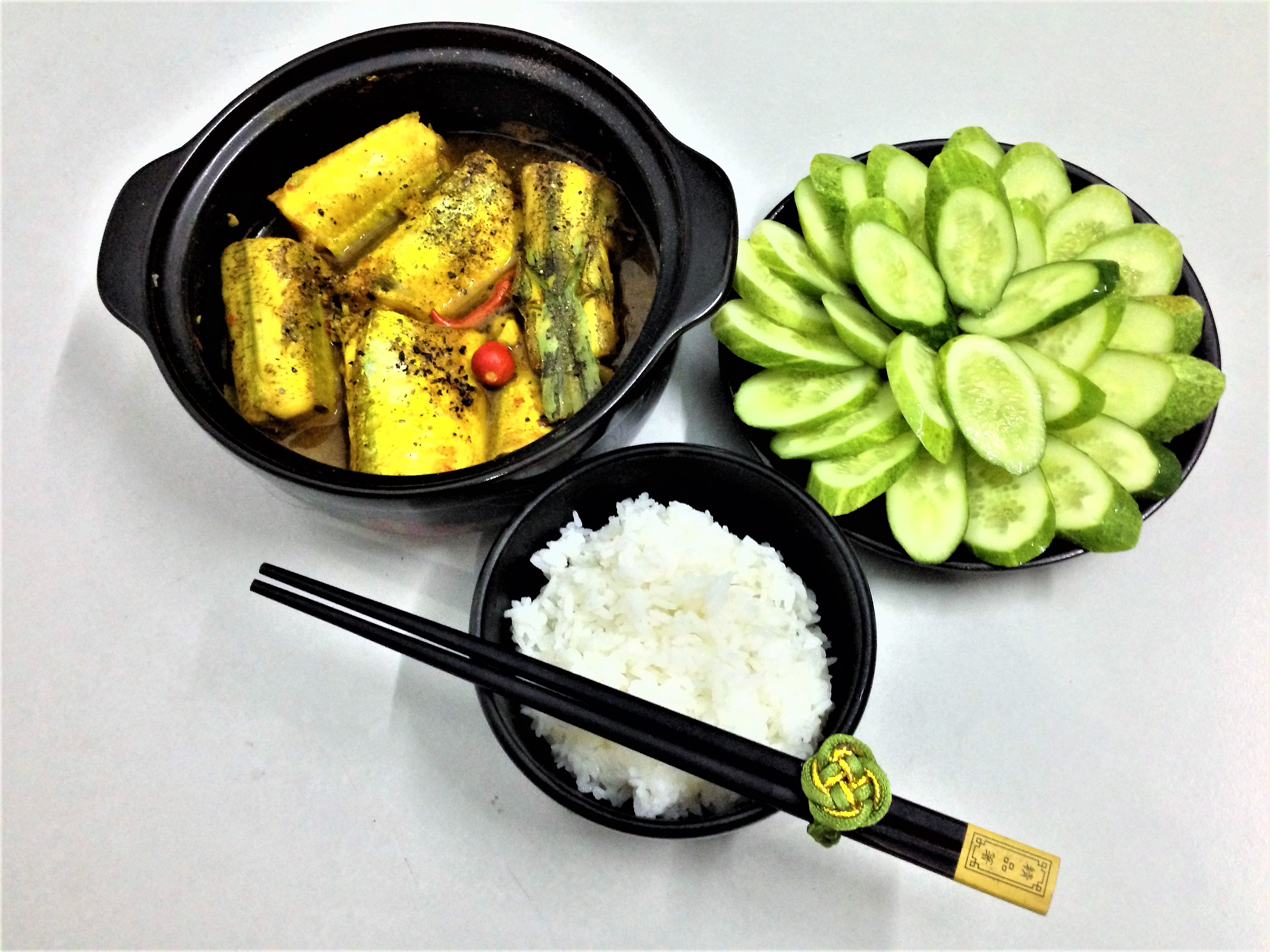 Ngon lắm ai ơi cá xương xanh kho nghệ