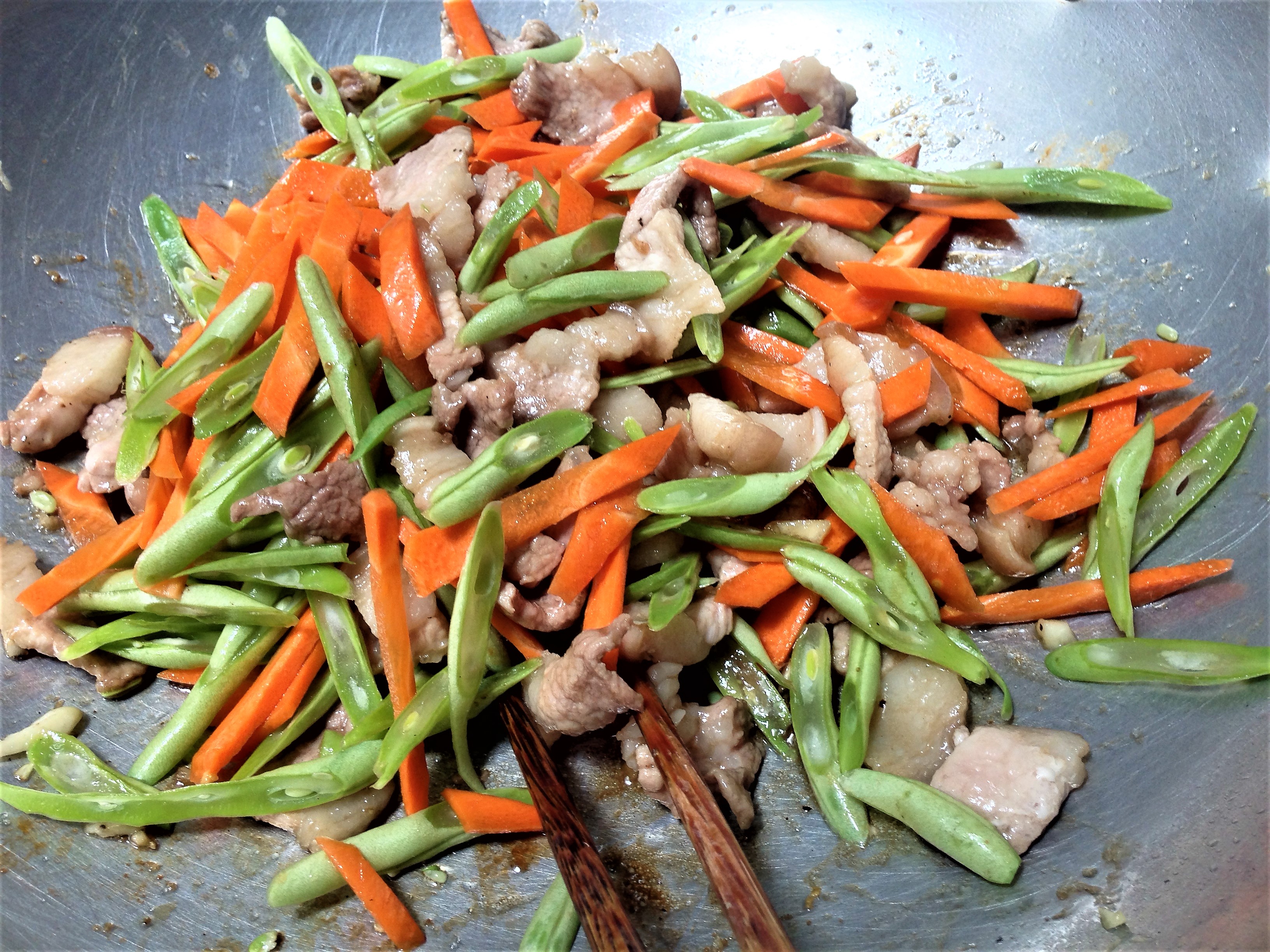 M&igrave; trứng x&agrave;o cho bữa s&aacute;ng th&ecirc;m ngon - Ảnh 5.