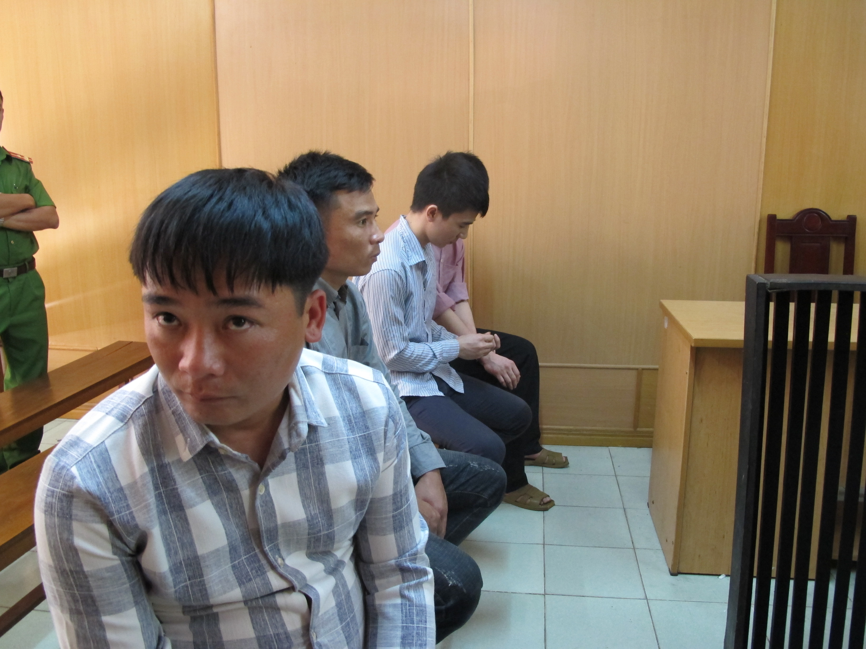 “Tập đoàn” lừa phụ nữ xộ khám