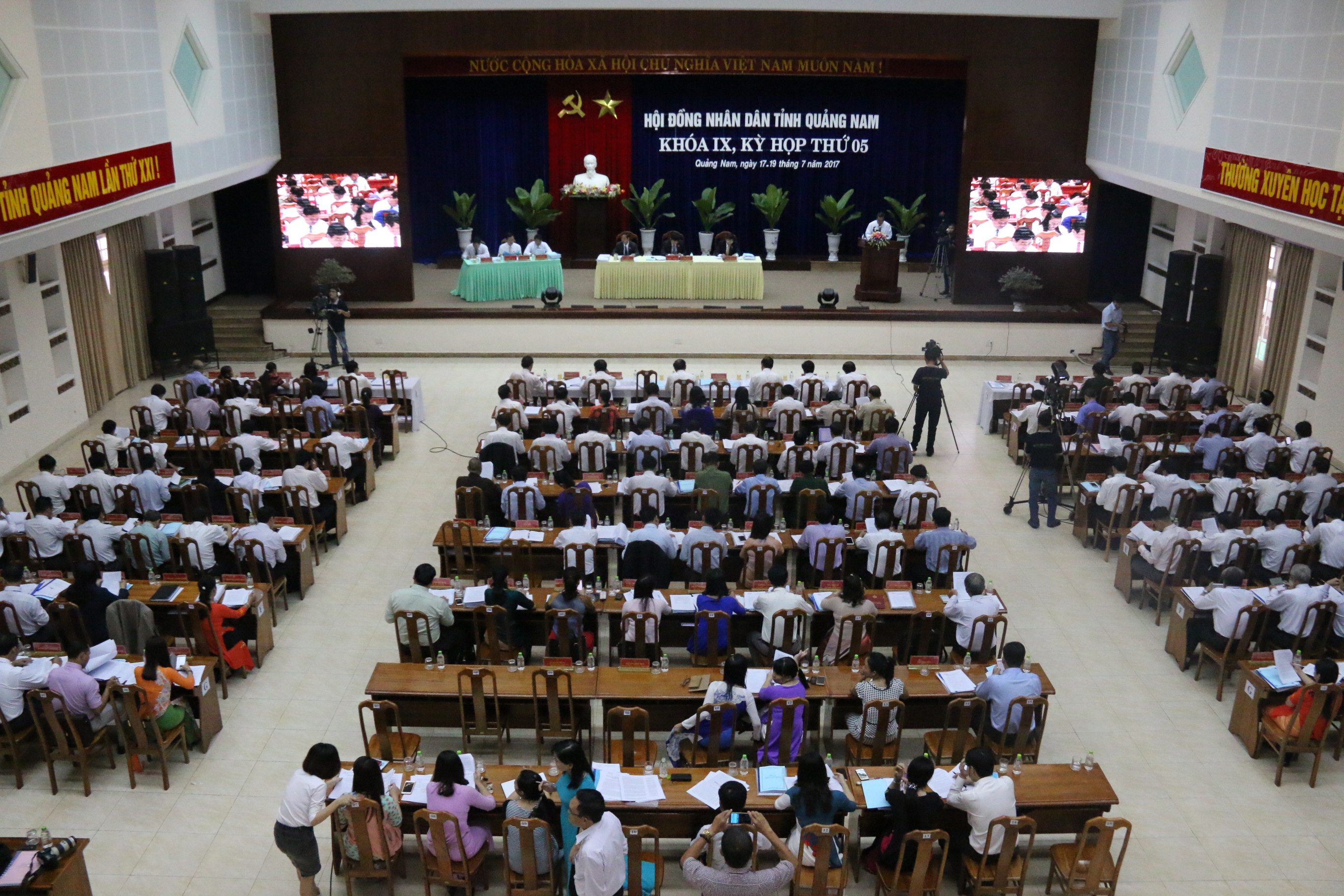 Hậu thế sẽ n&oacute;i ch&uacute;ng ta l&agrave; tội đồ! - Ảnh 2.