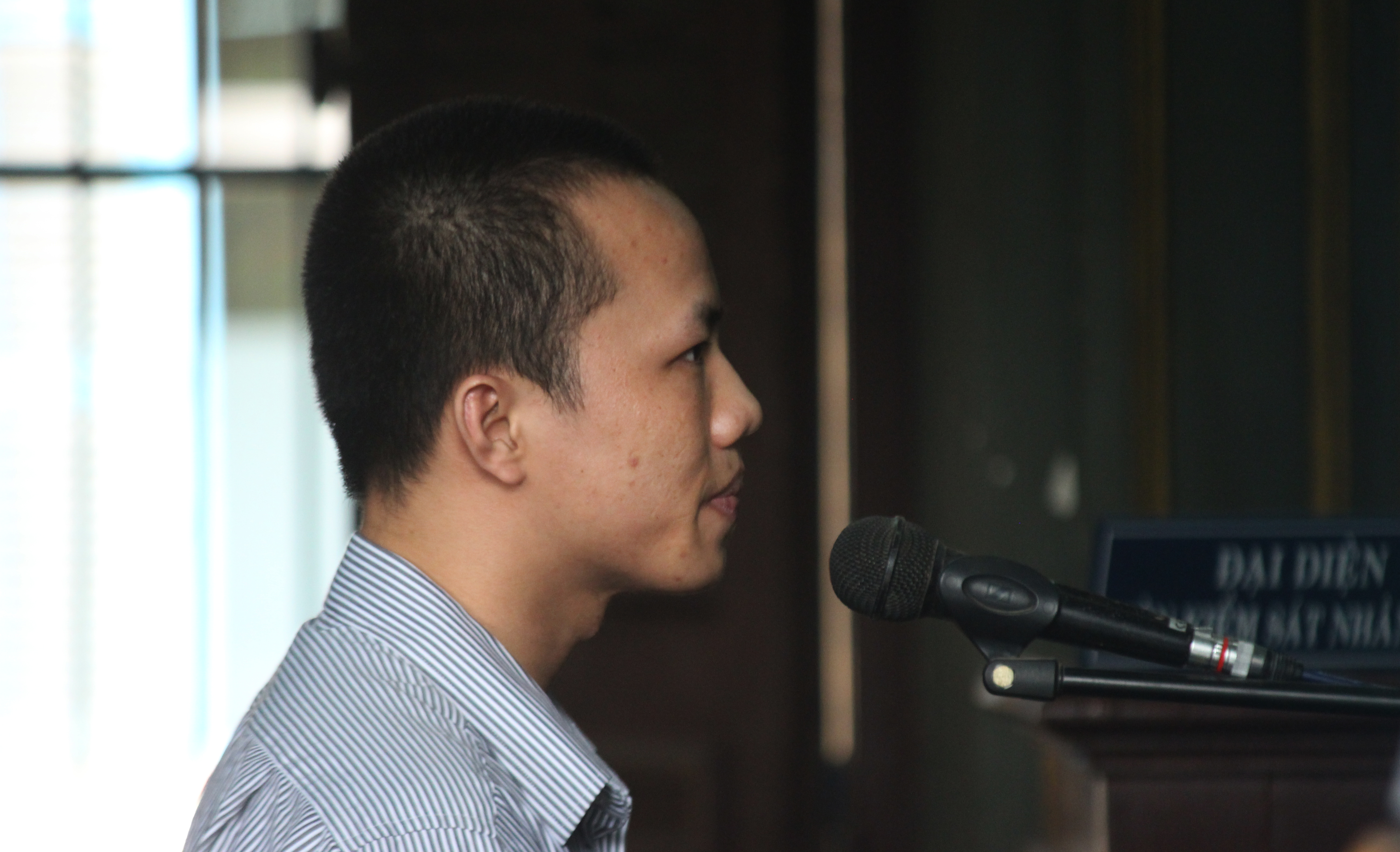 &Aacute;n mạng từ việc chở bạn g&aacute;i người kh&aacute;c đi đ&aacute;m cưới - Ảnh 1.