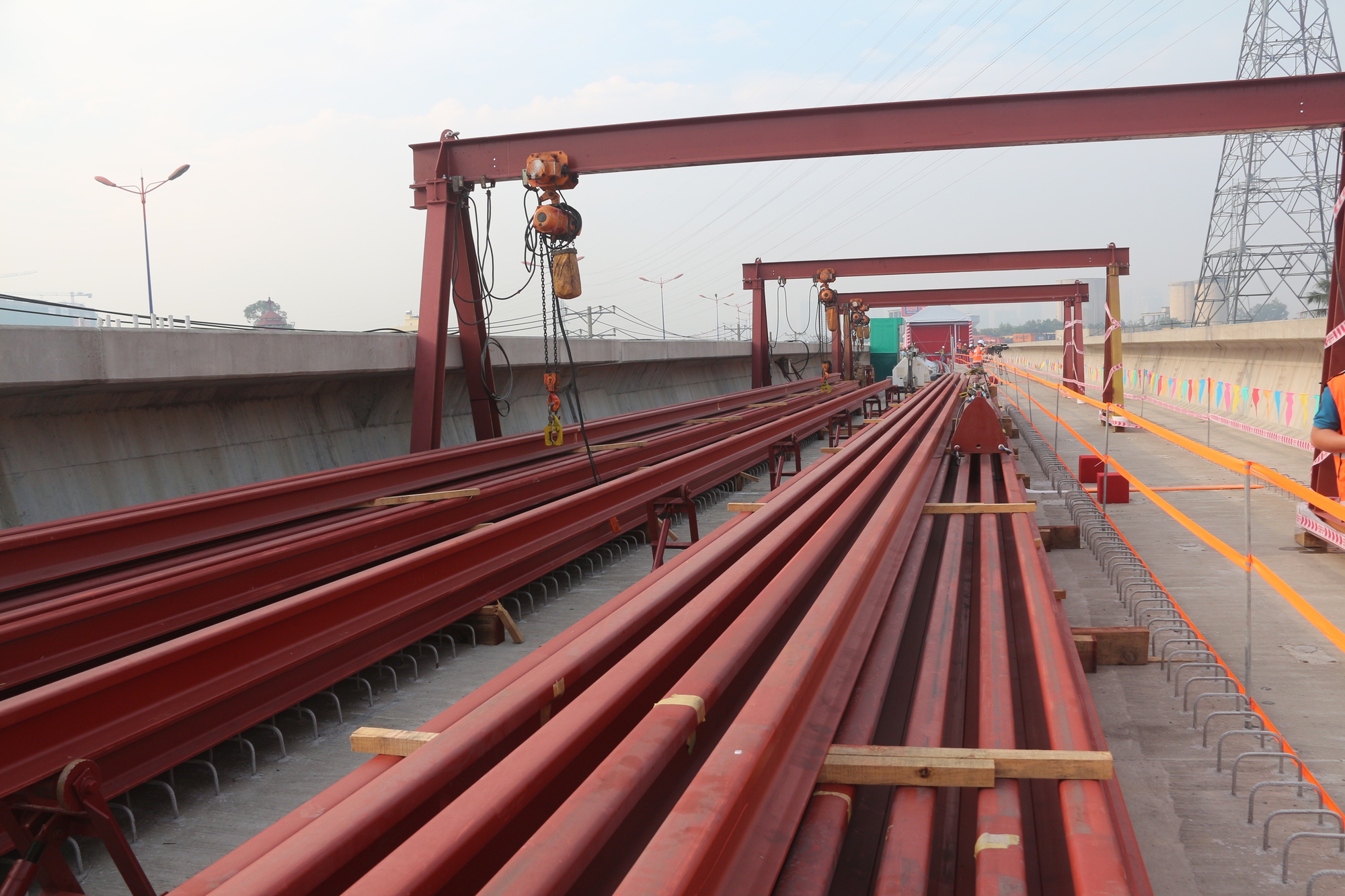 TP HCM ứng ngân sách gần 1.200 tỉ trả nợ nhà thầu metro số 1 - Ảnh 2.