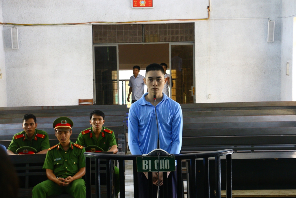 Tử h&igrave;nh kẻ giết b&eacute; g&aacute;i để hiếp d&acirc;m - Ảnh 1.