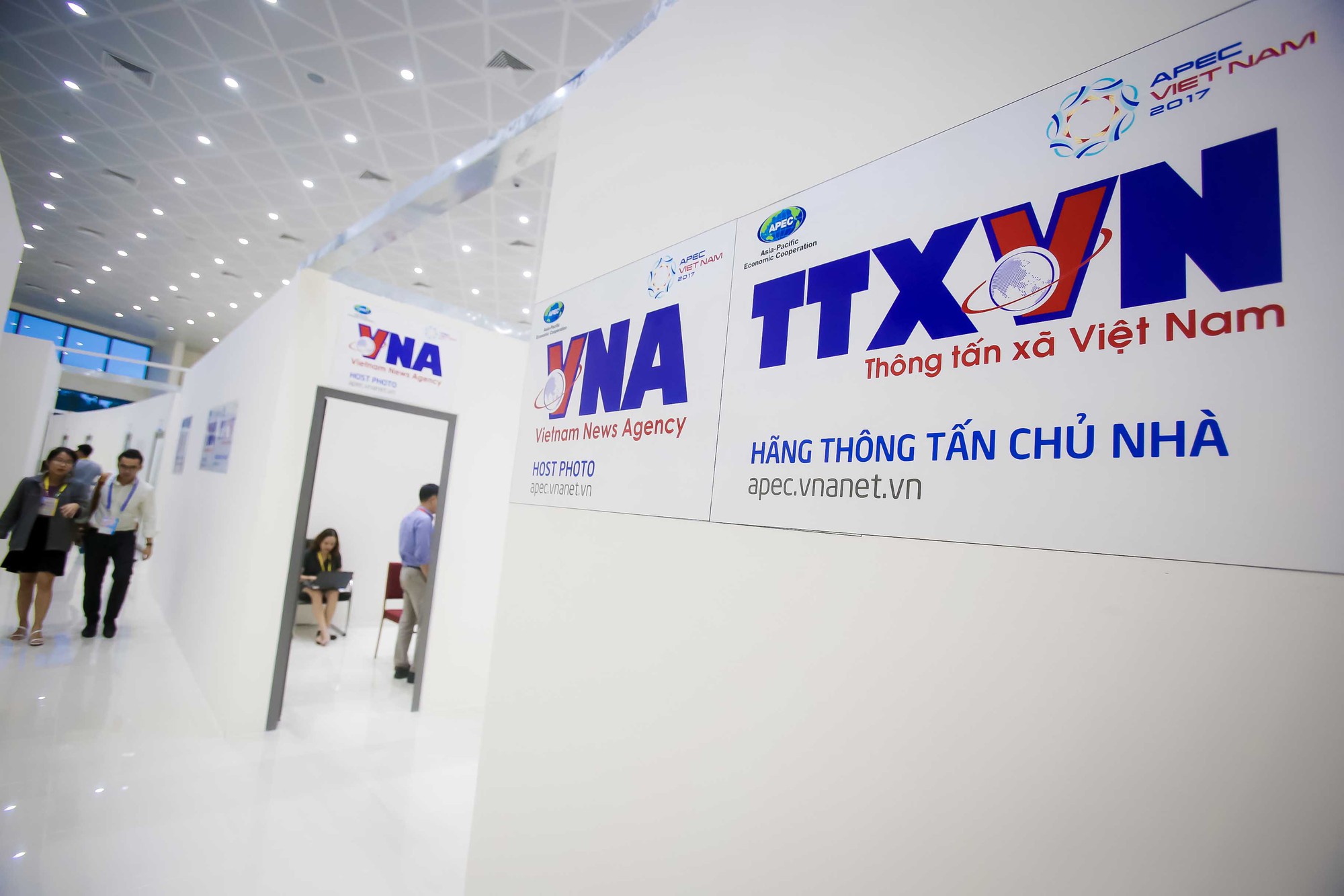 Trung tâm Báo chí sẵn sàng cho APEC 2017 - Ảnh 8.