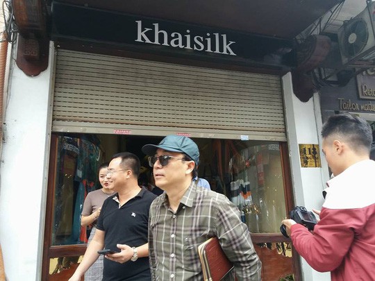 Cửa hàng Khaisilk 113 Hàng Gai nộp thuế khoán 211,2 triệu đồng