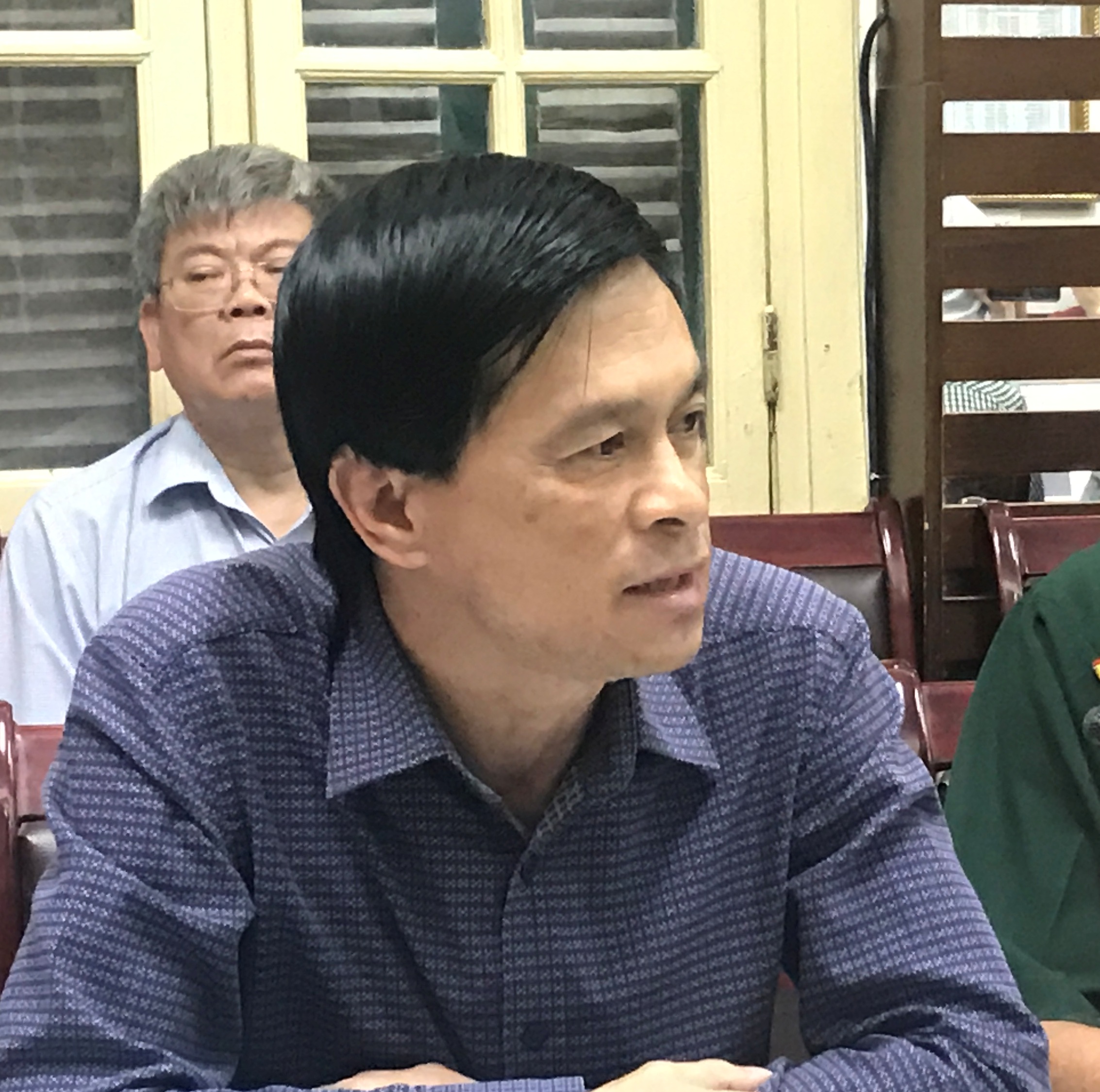 Cả phòng họp cười ồ khi đại diện Hà Nội nói "vỡ đê có kế hoạch"