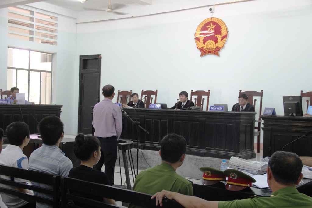 Điều tra lại vụ nguy&ecirc;n trưởng c&ocirc;ng an huyện ăn chặn trầm kỳ - Ảnh 2.