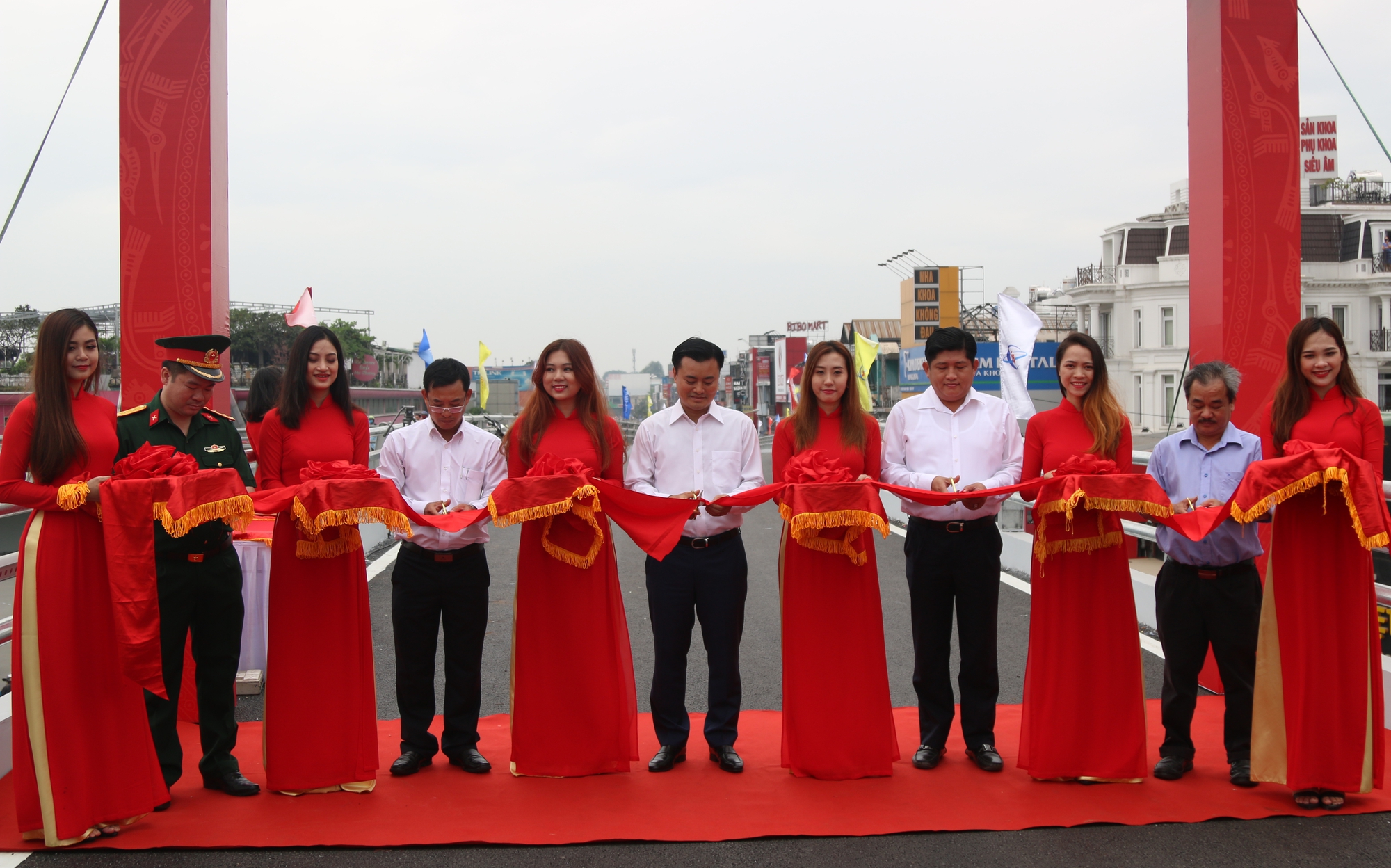 Th&ocirc;ng xe nh&aacute;nh cuối cầu vượt th&eacute;p ng&atilde; s&aacute;u G&ograve; Vấp - Ảnh 1.