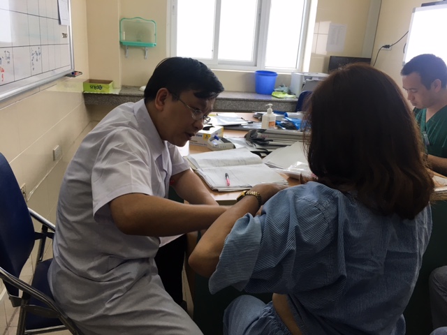 Kh&aacute;m s&agrave;ng lọc ung thư v&uacute; miễn ph&iacute; cho 10.000 phụ nữ - Ảnh 2.