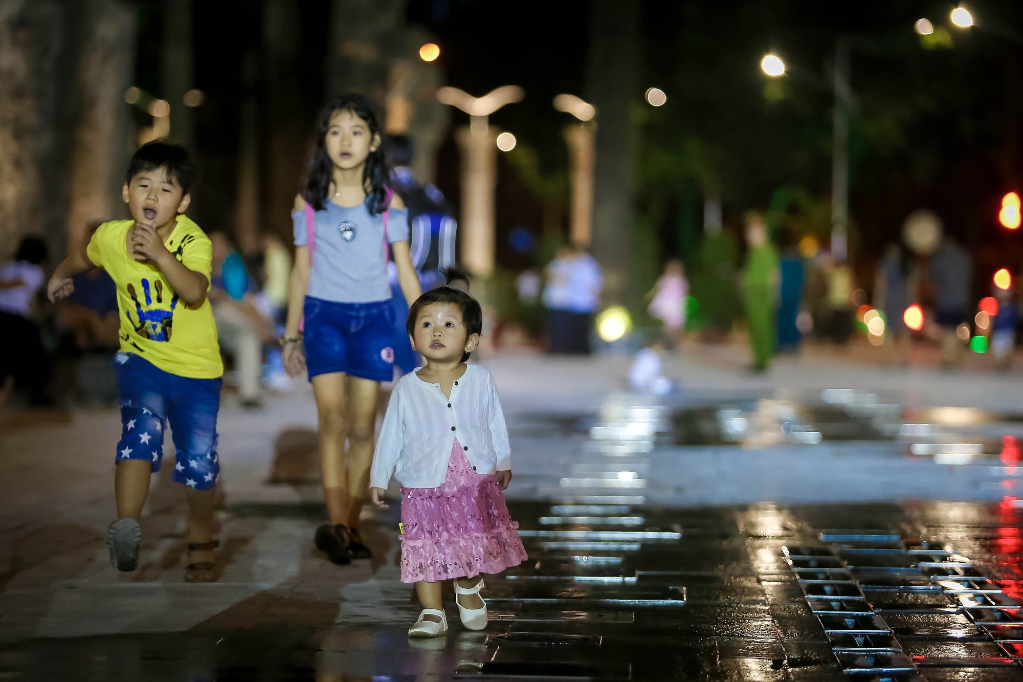 Mãn nhãn với quảng trường - nhạc nước tại Công viên Văn Lang. - Ảnh 8.