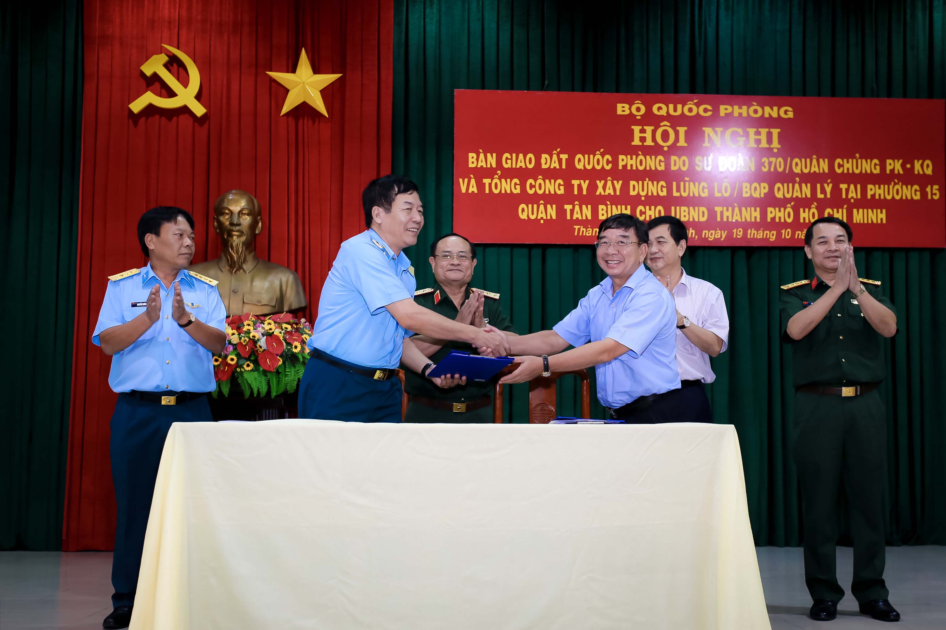 Bàn giao 7.379 m2 đất quốc phòng cho TP HCM
