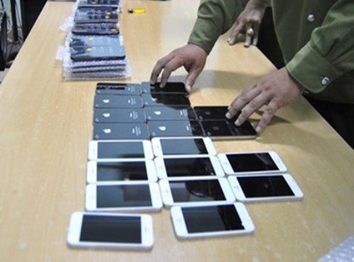 Sang Singapore buôn lậu iPhone về Việt Nam bị bắt