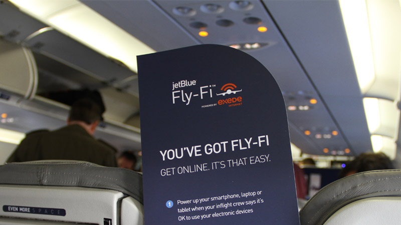 Hãng hàng không đầu tiên có Wi-Fi miễn phí trên máy bay