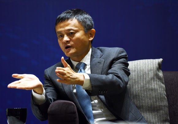 Tỉ phú Jack Ma đến Việt Nam: " Tôi yêu nguồn năng lượng ở đây"