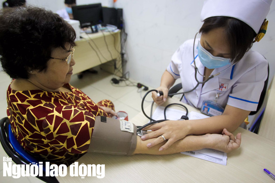 Thanh toán chi phí khám chữa bệnh đối với trường hợp tự đi khám chữa bệnh không đúng tuyến