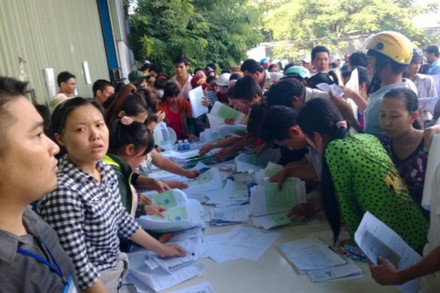 Khởi kiện doanh nghiệp nợ BHXH bị “treo” đến bao giờ?