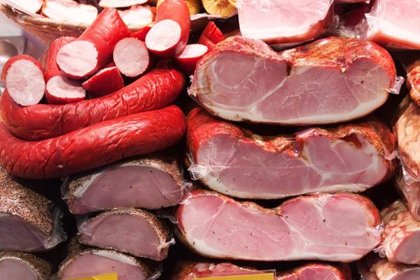 Những loại thực phẩm người bị huyết áp cao cần tránh xa