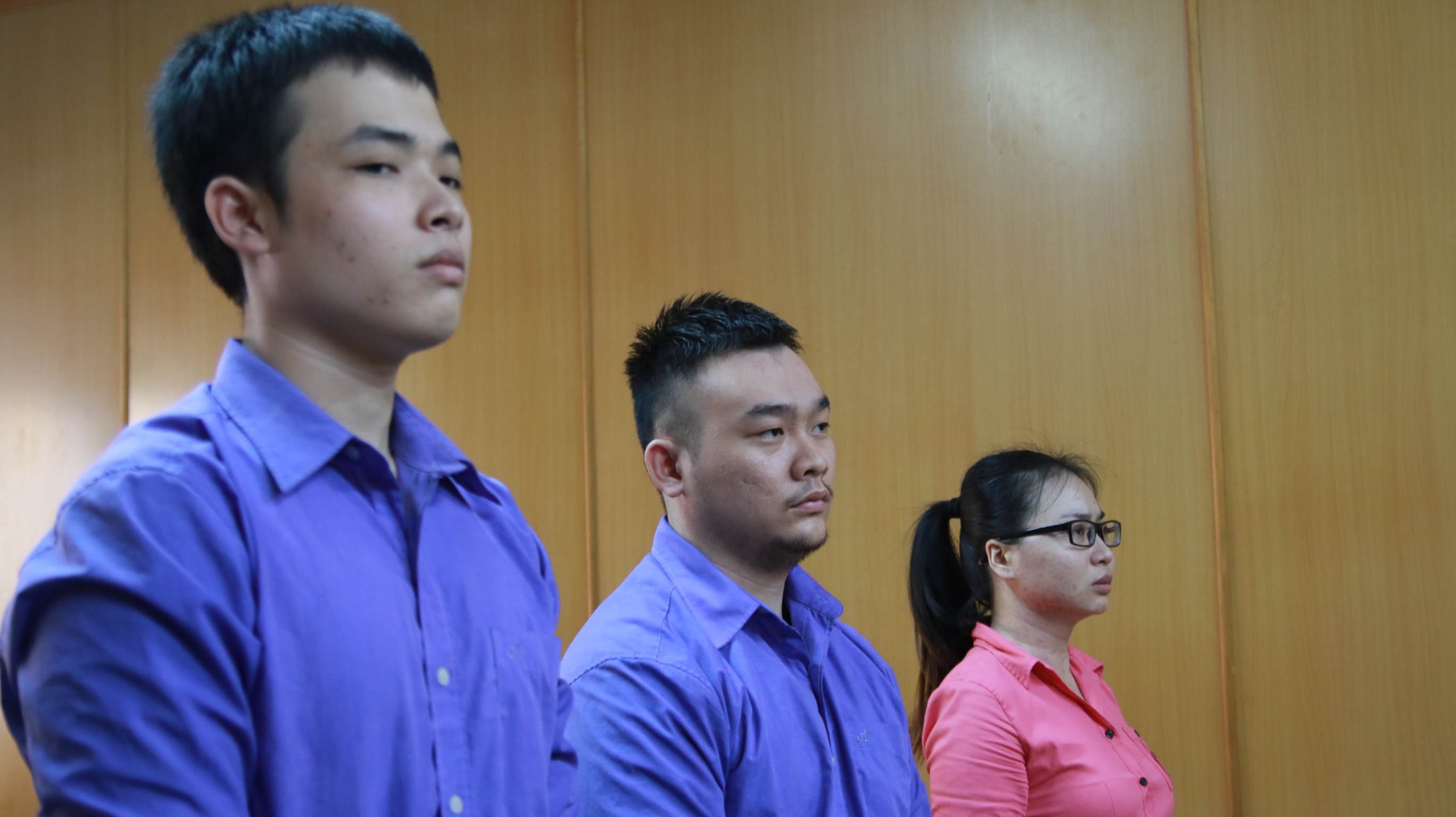 Có tin được lời của những kẻ tạt a-xít nữ sinh viên?