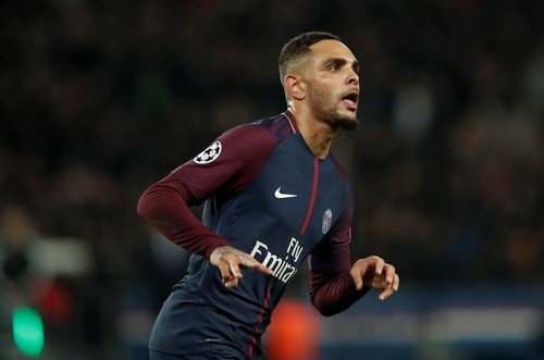 Hậu vệ Kurzawa làm lu mờ Neymar, PSG giành vé sớm