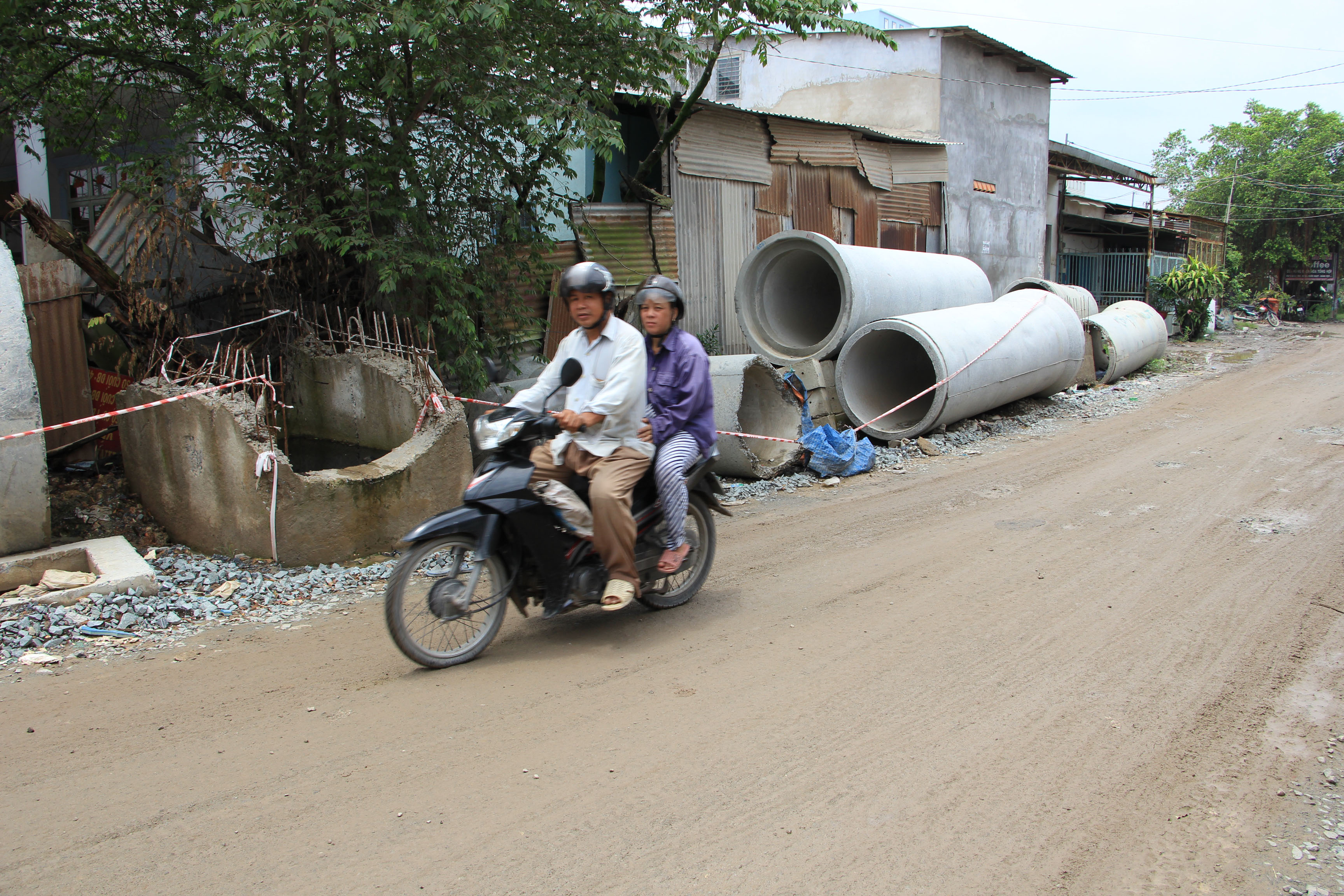 Công trình nâng cấp đường gây ngập - Ảnh 1.