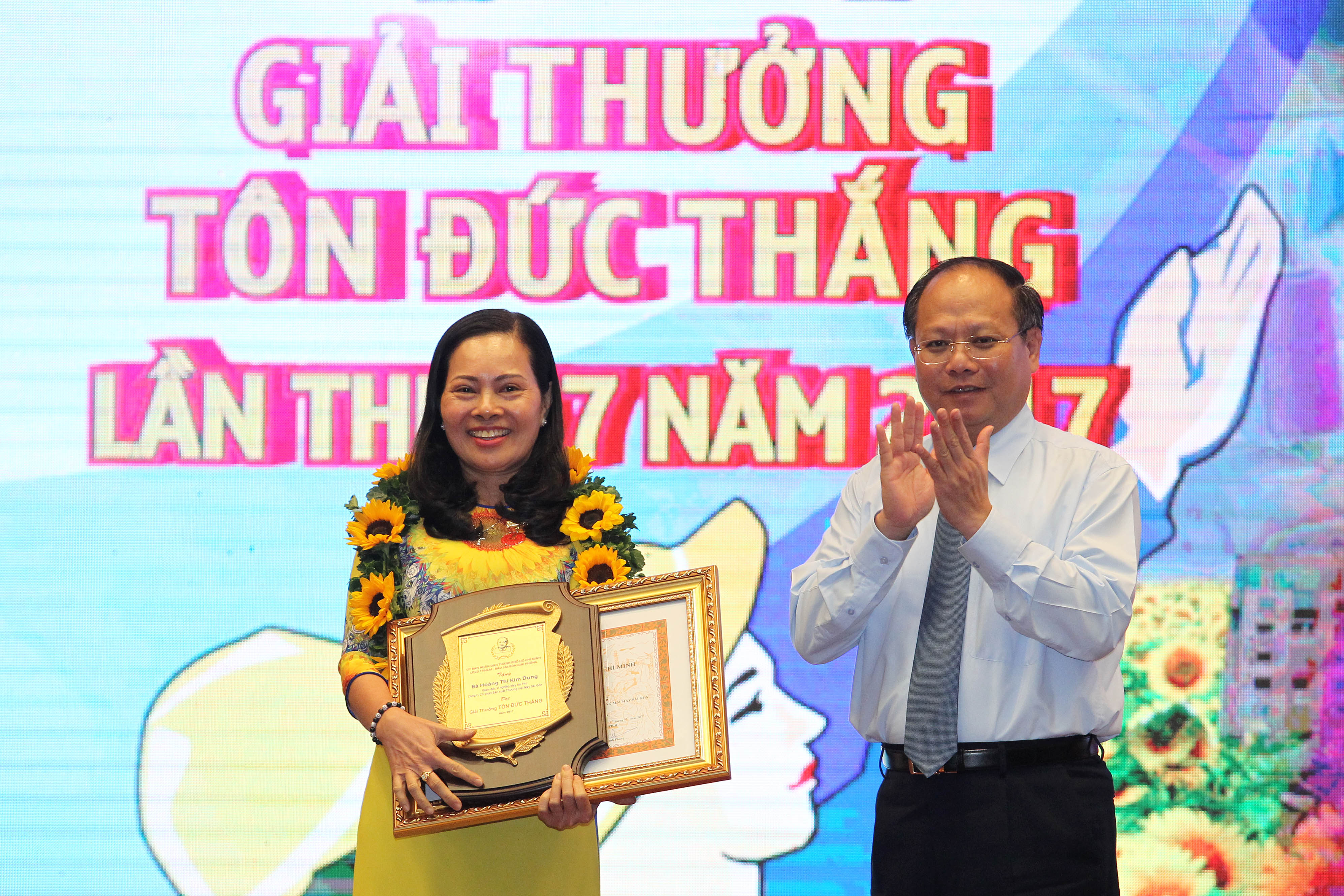 Trao giải thưởng T&ocirc;n Đức Thắng cho 10 kỹ sư, c&ocirc;ng nh&acirc;n ti&ecirc;u biểu - Ảnh 1.