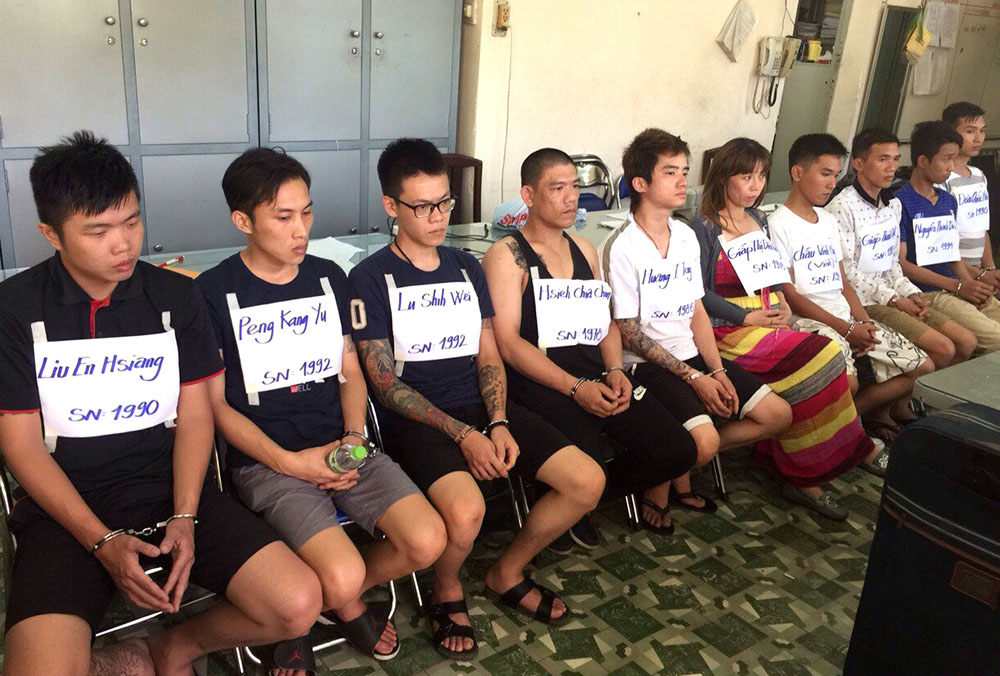 Chỉ 15 ngày, băng tội phạm người nước ngoài lừa được 6,4 tỉ đồng